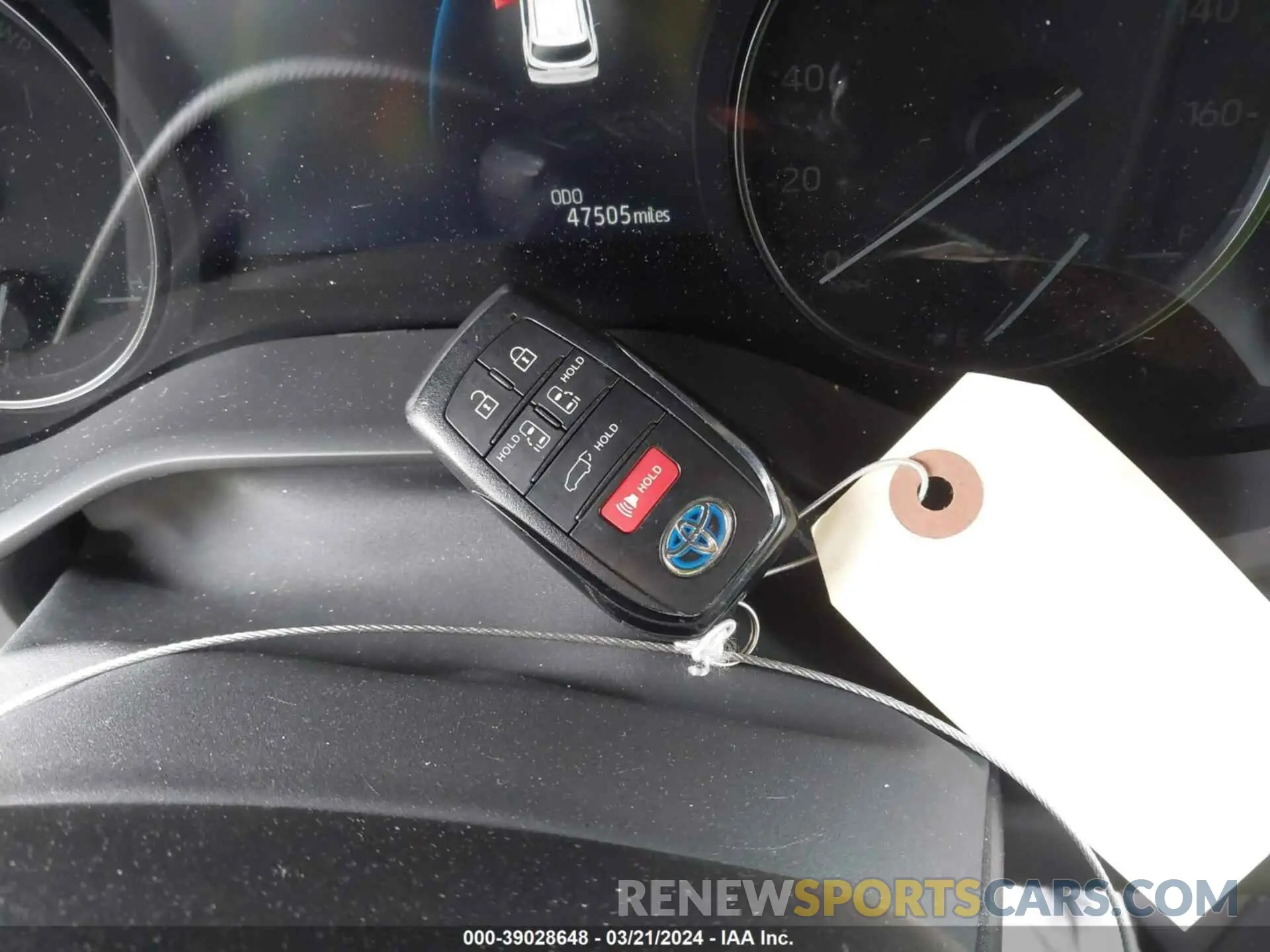 11 fotografías del automóvil dañado 5TDERKEC4MS011421 TOYOTA SIENNA 2021