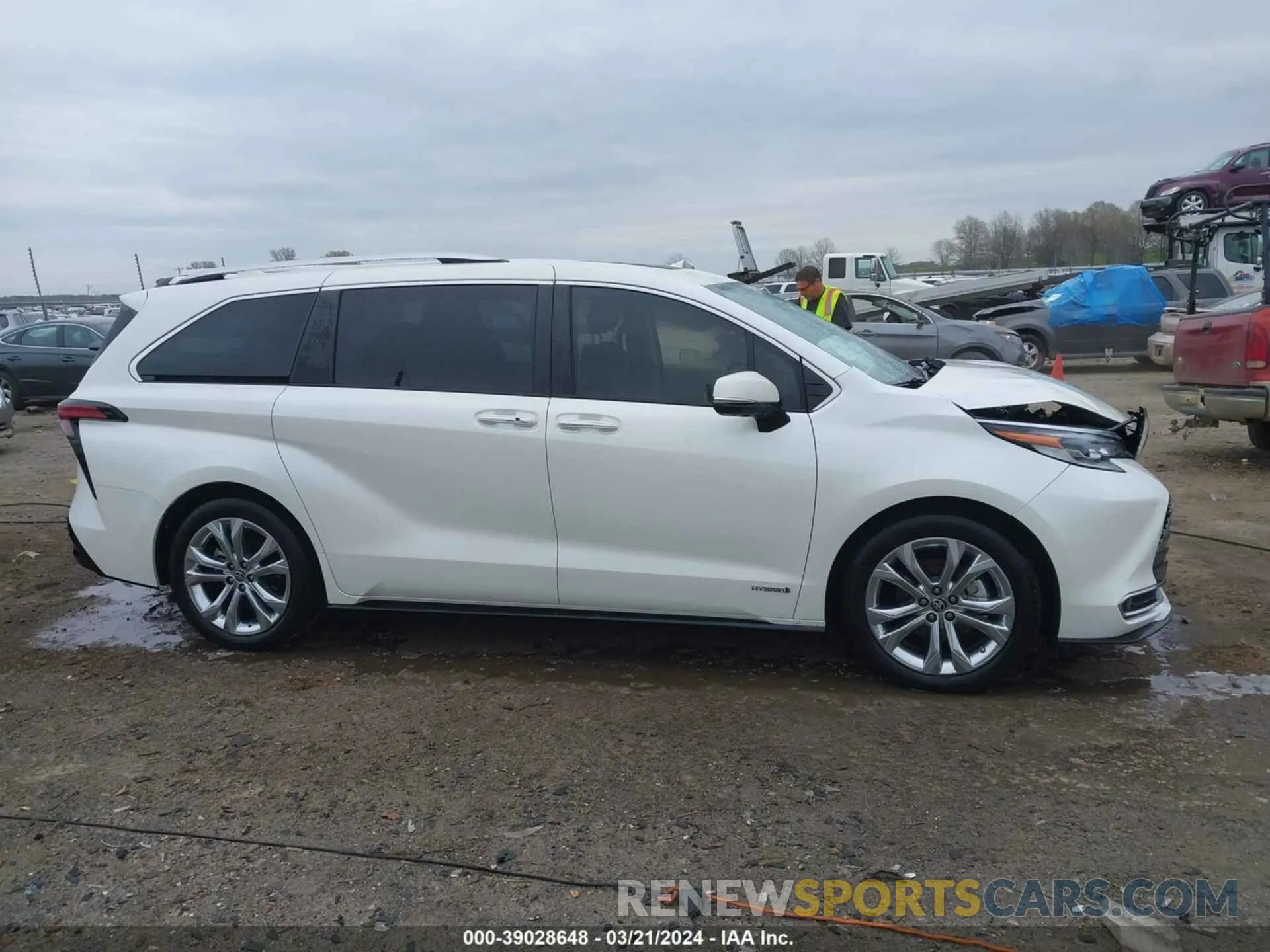 13 fotografías del automóvil dañado 5TDERKEC4MS011421 TOYOTA SIENNA 2021