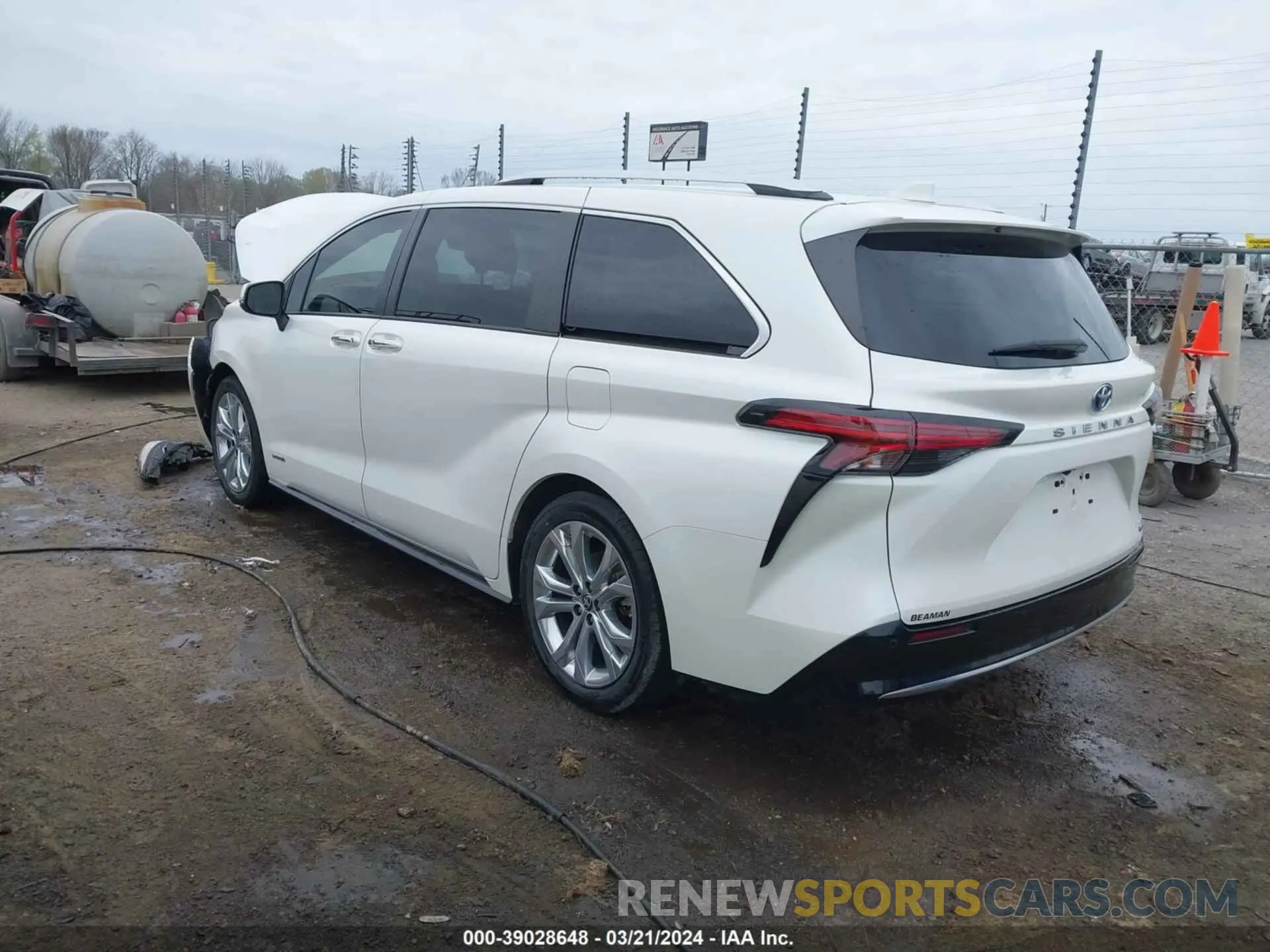 3 fotografías del automóvil dañado 5TDERKEC4MS011421 TOYOTA SIENNA 2021