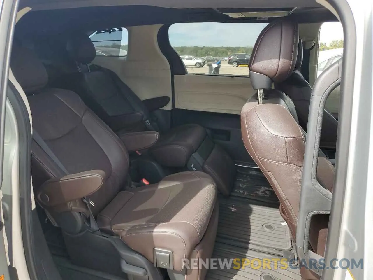 11 fotografías del automóvil dañado 5TDERKEC5MS065875 TOYOTA SIENNA 2021