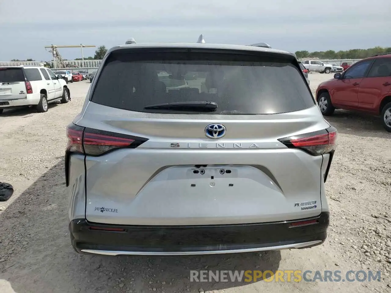 6 fotografías del automóvil dañado 5TDERKEC5MS065875 TOYOTA SIENNA 2021