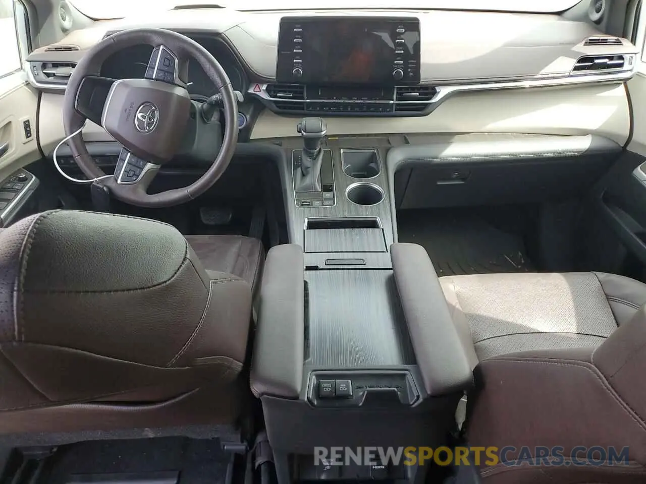 8 fotografías del automóvil dañado 5TDERKEC5MS065875 TOYOTA SIENNA 2021