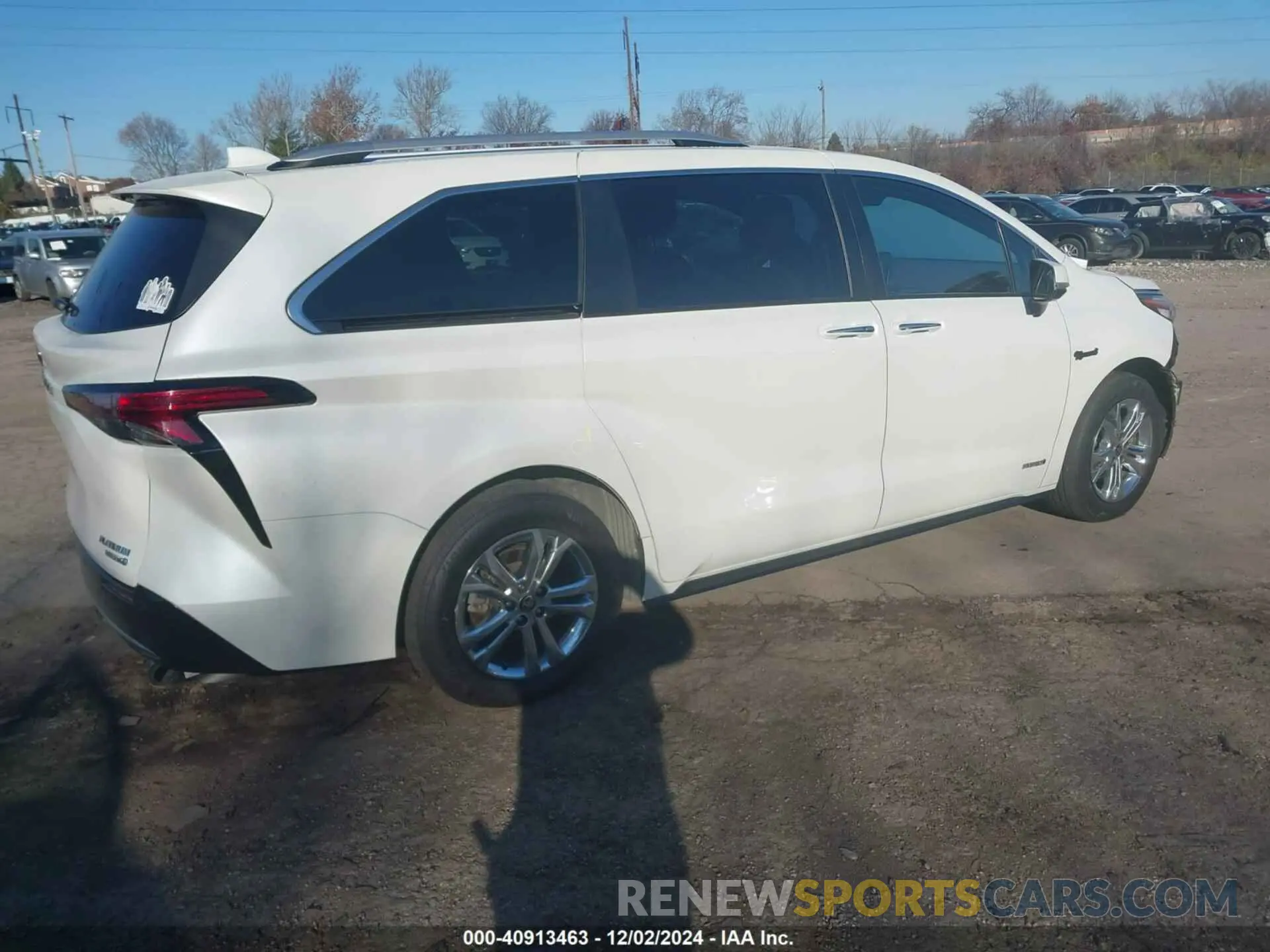 4 fotografías del automóvil dañado 5TDESKFC3MS006195 TOYOTA SIENNA 2021