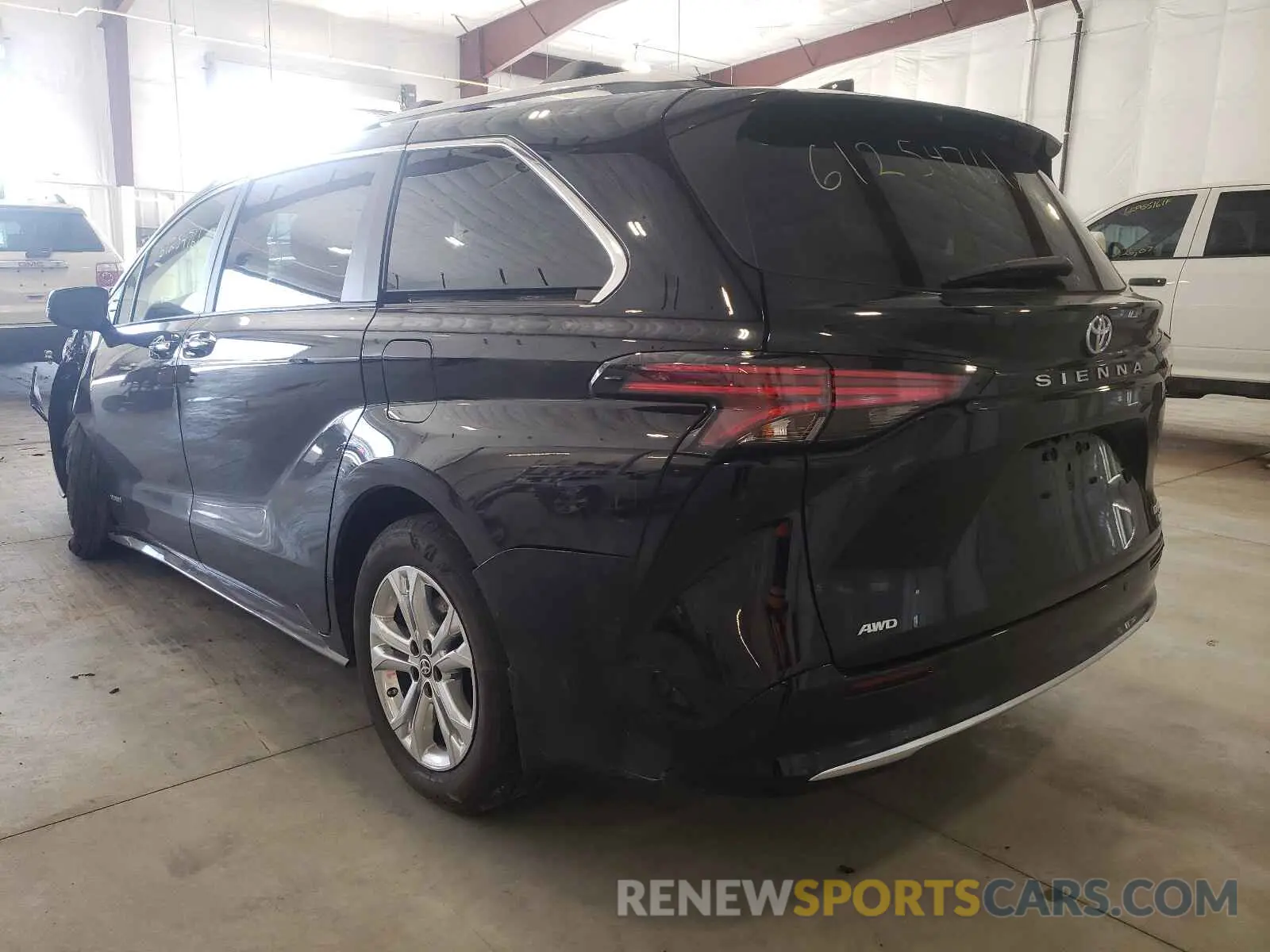 3 fotografías del automóvil dañado 5TDESKFC6MS028708 TOYOTA SIENNA 2021