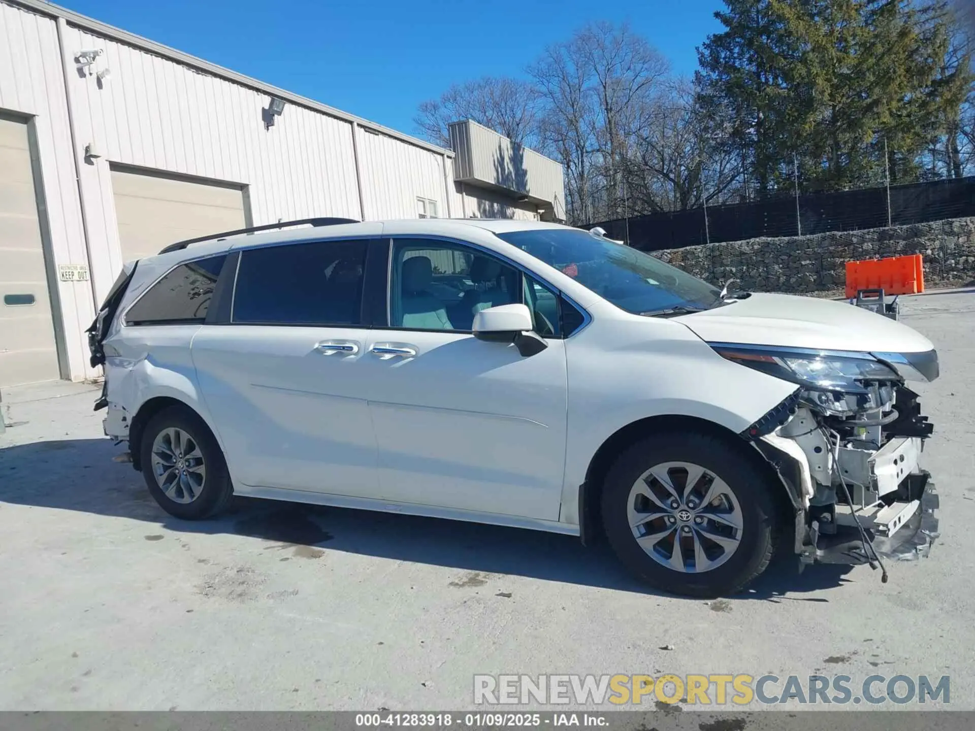 13 fotografías del automóvil dañado 5TDJRKEC1MS025680 TOYOTA SIENNA 2021