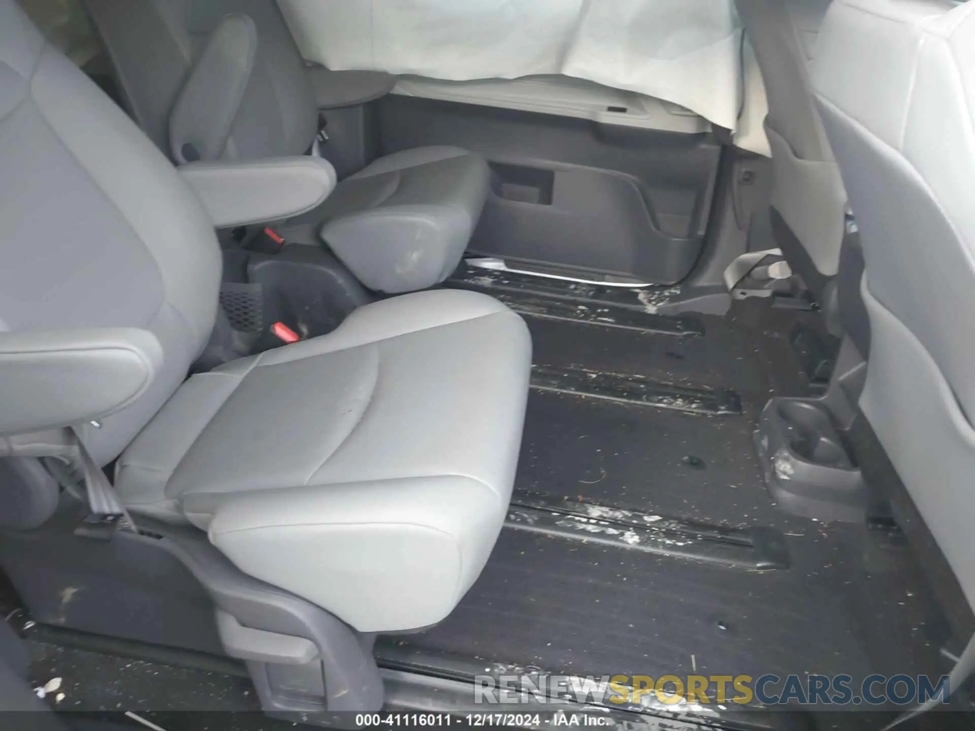 8 fotografías del automóvil dañado 5TDJRKEC2MS044996 TOYOTA SIENNA 2021