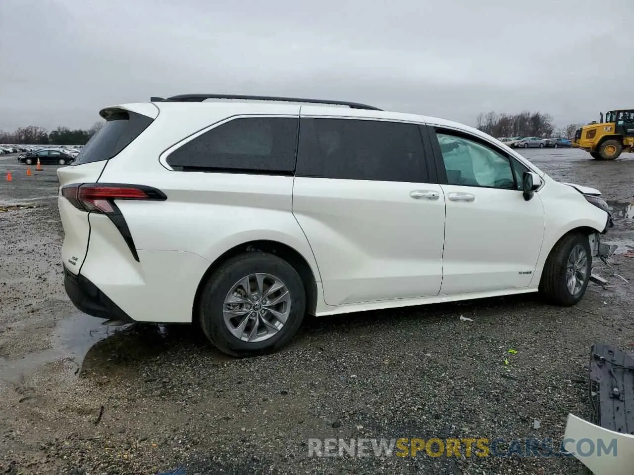 3 fotografías del automóvil dañado 5TDJRKEC4MS039721 TOYOTA SIENNA 2021