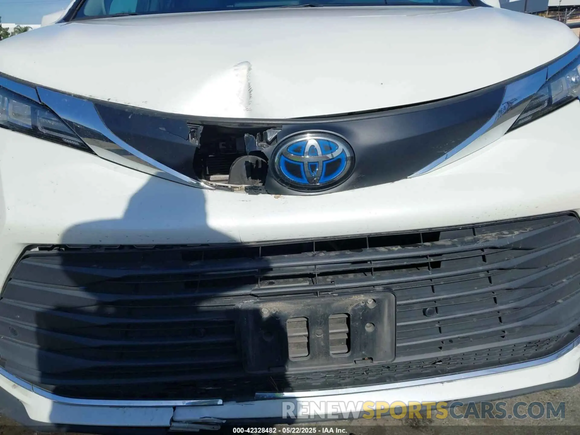 6 fotografías del automóvil dañado 5TDJRKEC7MS009306 TOYOTA SIENNA 2021