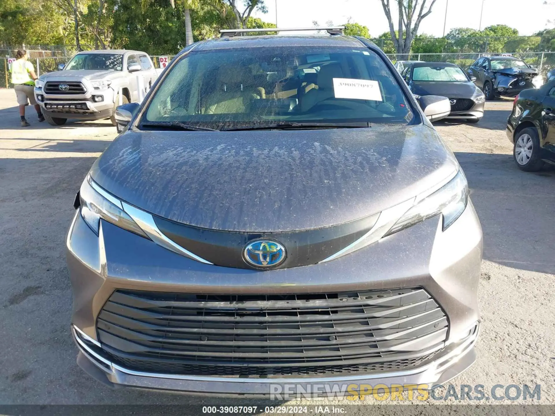 12 fotografías del automóvil dañado 5TDJRKECXMS055955 TOYOTA SIENNA 2021