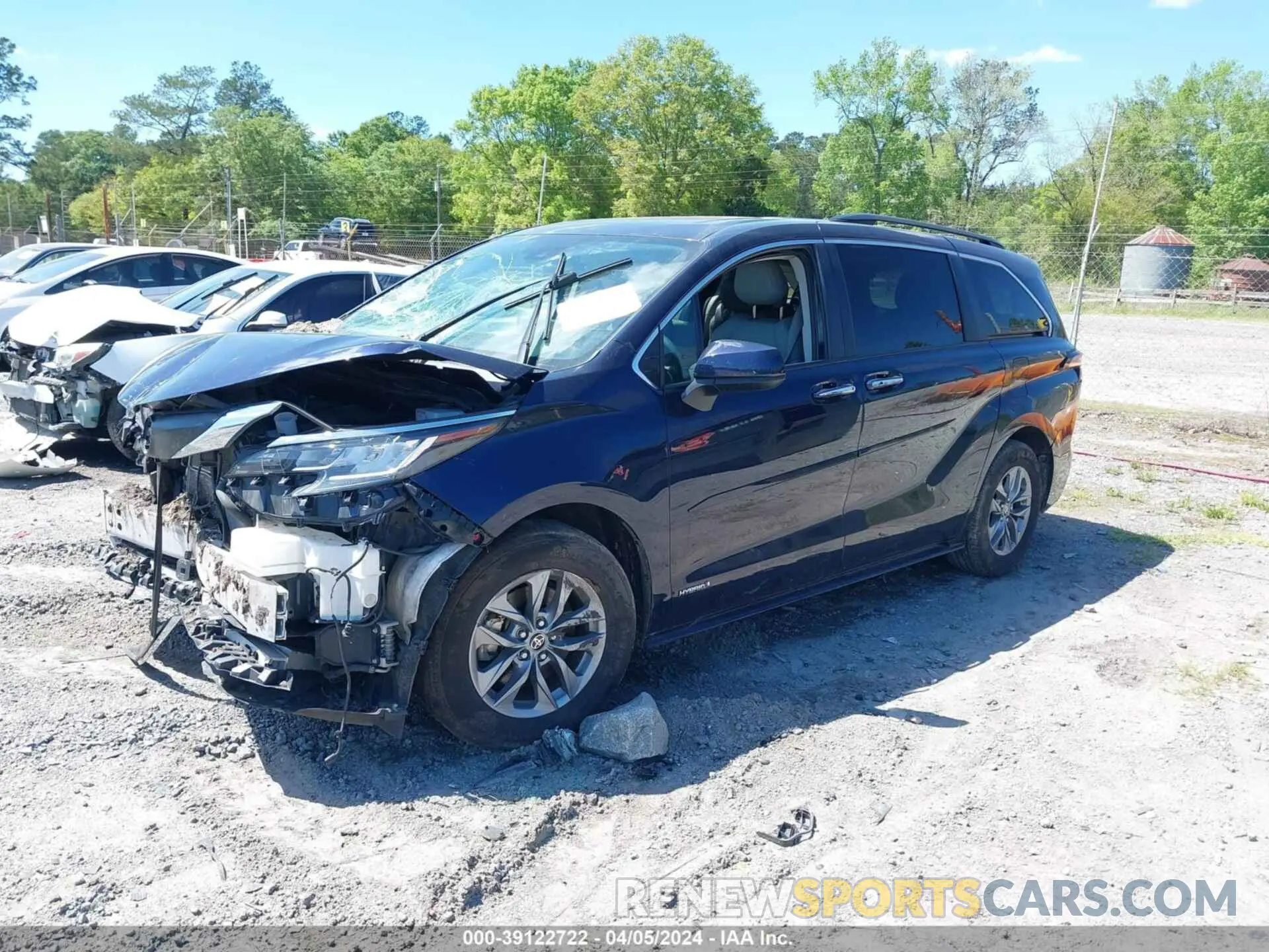 2 fotografías del automóvil dañado 5TDJRKECXMS070701 TOYOTA SIENNA 2021