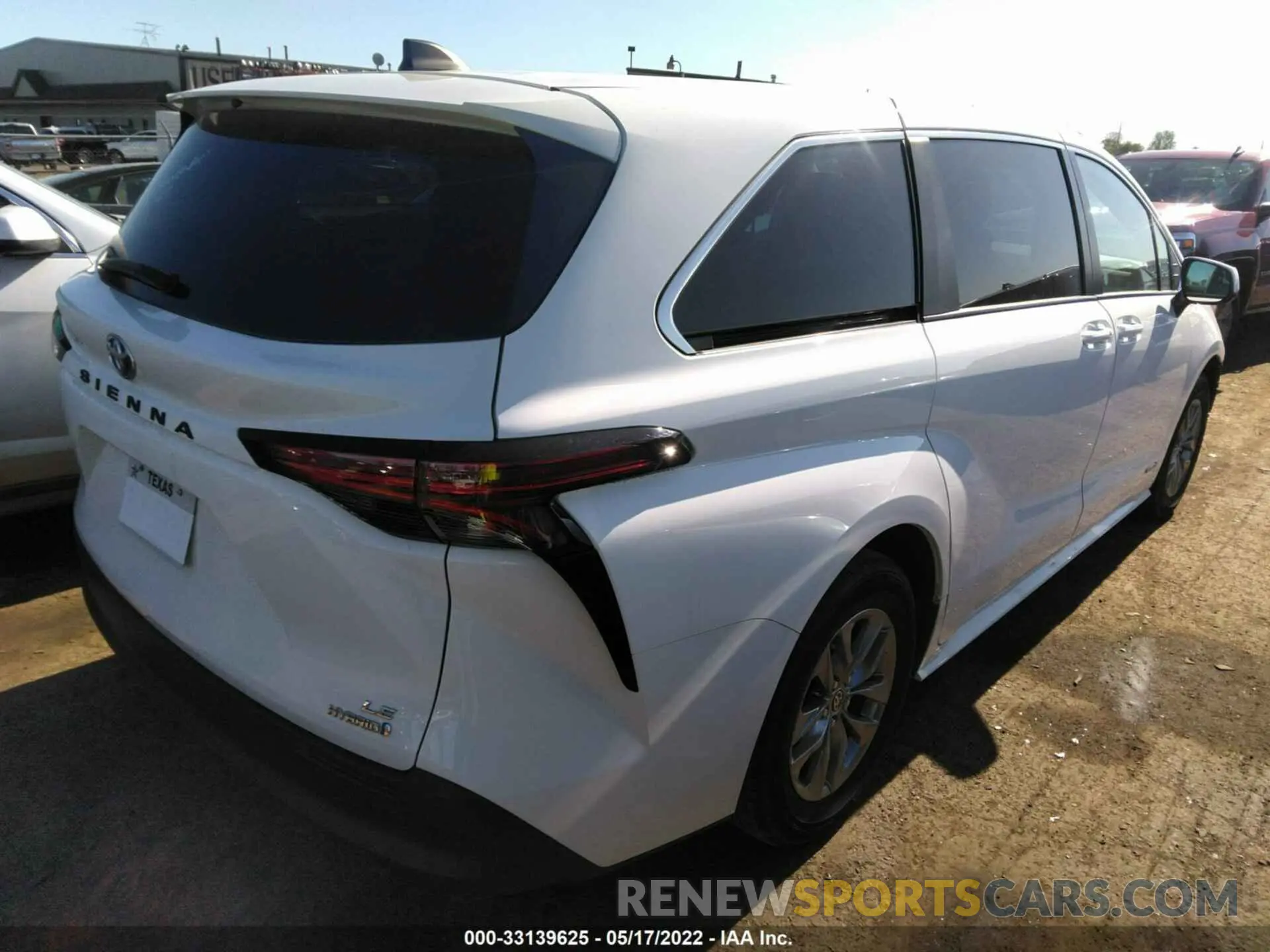 4 fotografías del automóvil dañado 5TDKRKEC3MS016256 TOYOTA SIENNA 2021