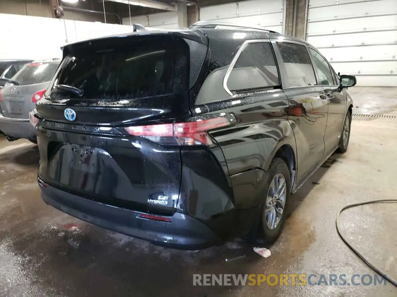 4 fotografías del automóvil dañado 5TDKRKEC3MS057809 TOYOTA SIENNA 2021