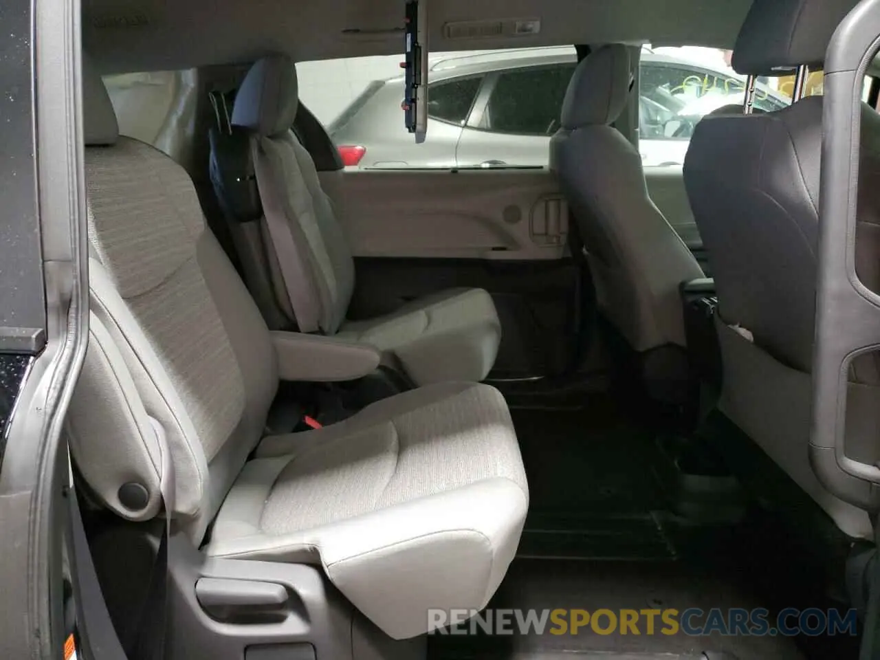 6 fotografías del automóvil dañado 5TDKRKEC3MS057809 TOYOTA SIENNA 2021