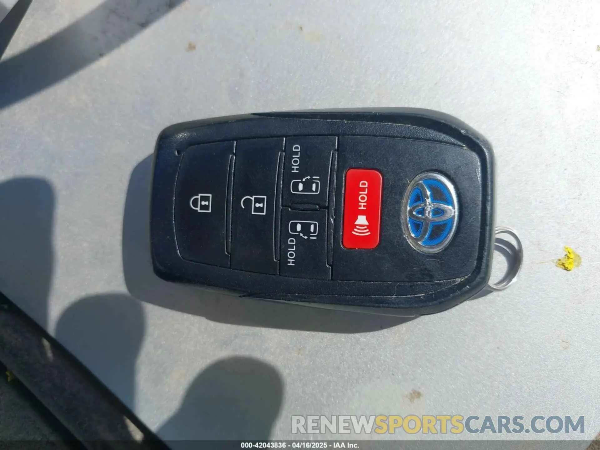 11 fotografías del automóvil dañado 5TDKRKEC4MS013804 TOYOTA SIENNA 2021