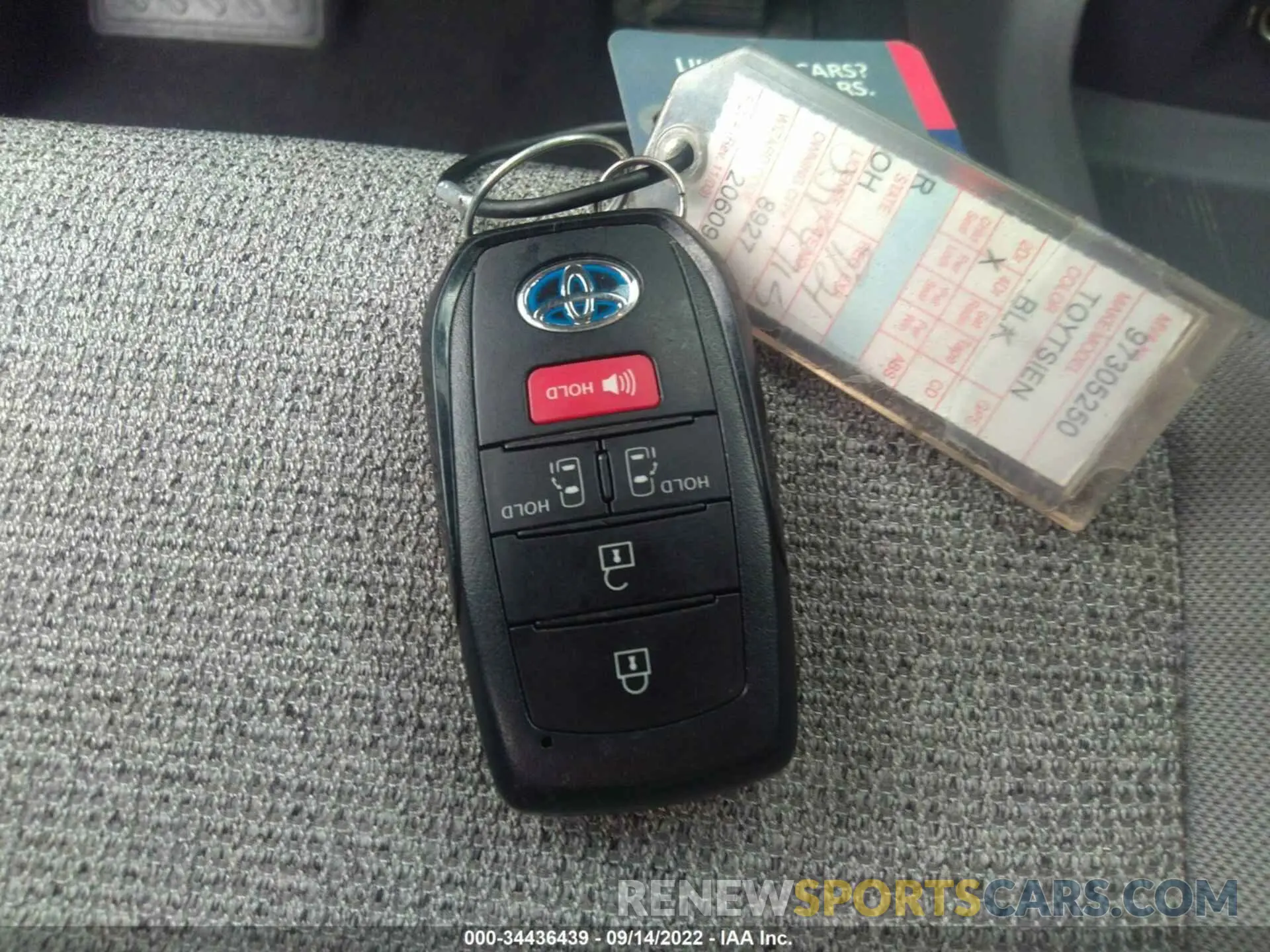 11 fotografías del automóvil dañado 5TDKRKEC4MS048469 TOYOTA SIENNA 2021