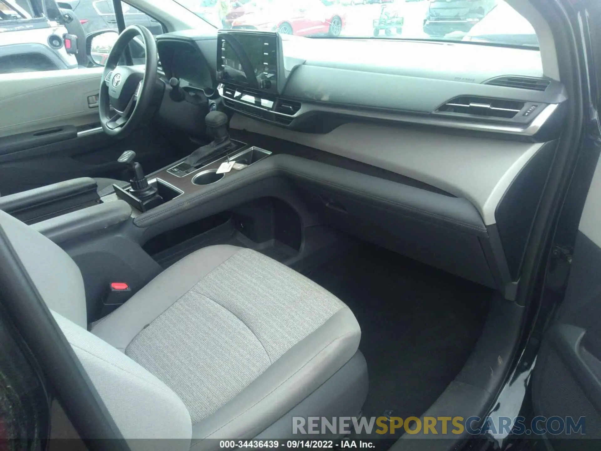 5 fotografías del automóvil dañado 5TDKRKEC4MS048469 TOYOTA SIENNA 2021
