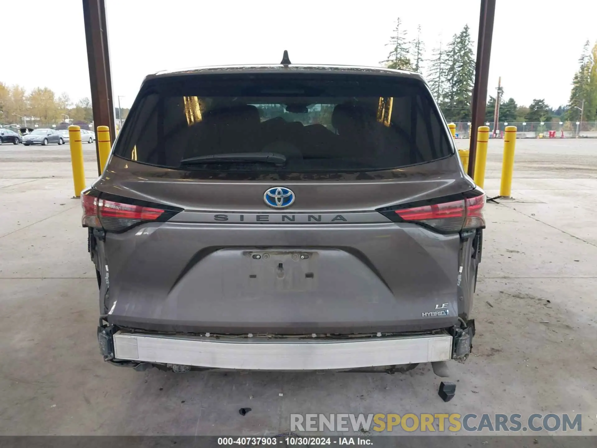 17 fotografías del automóvil dañado 5TDKRKEC5MS016873 TOYOTA SIENNA 2021