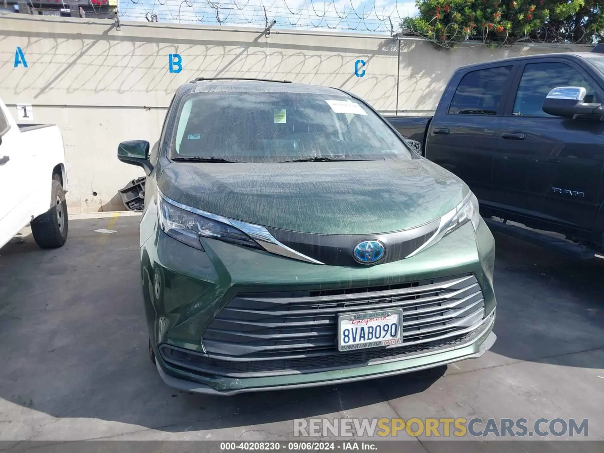 12 fotografías del automóvil dañado 5TDKRKEC6MS014551 TOYOTA SIENNA 2021