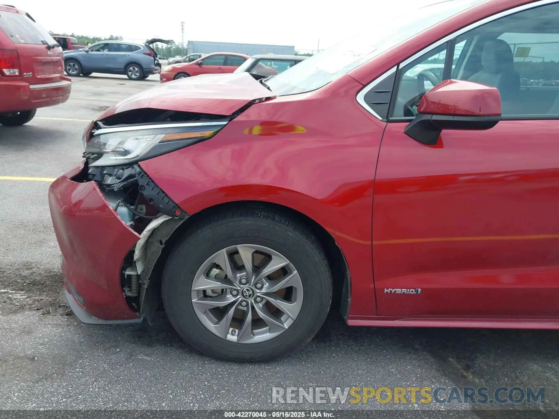 19 fotografías del automóvil dañado 5TDKRKEC6MS043676 TOYOTA SIENNA 2021