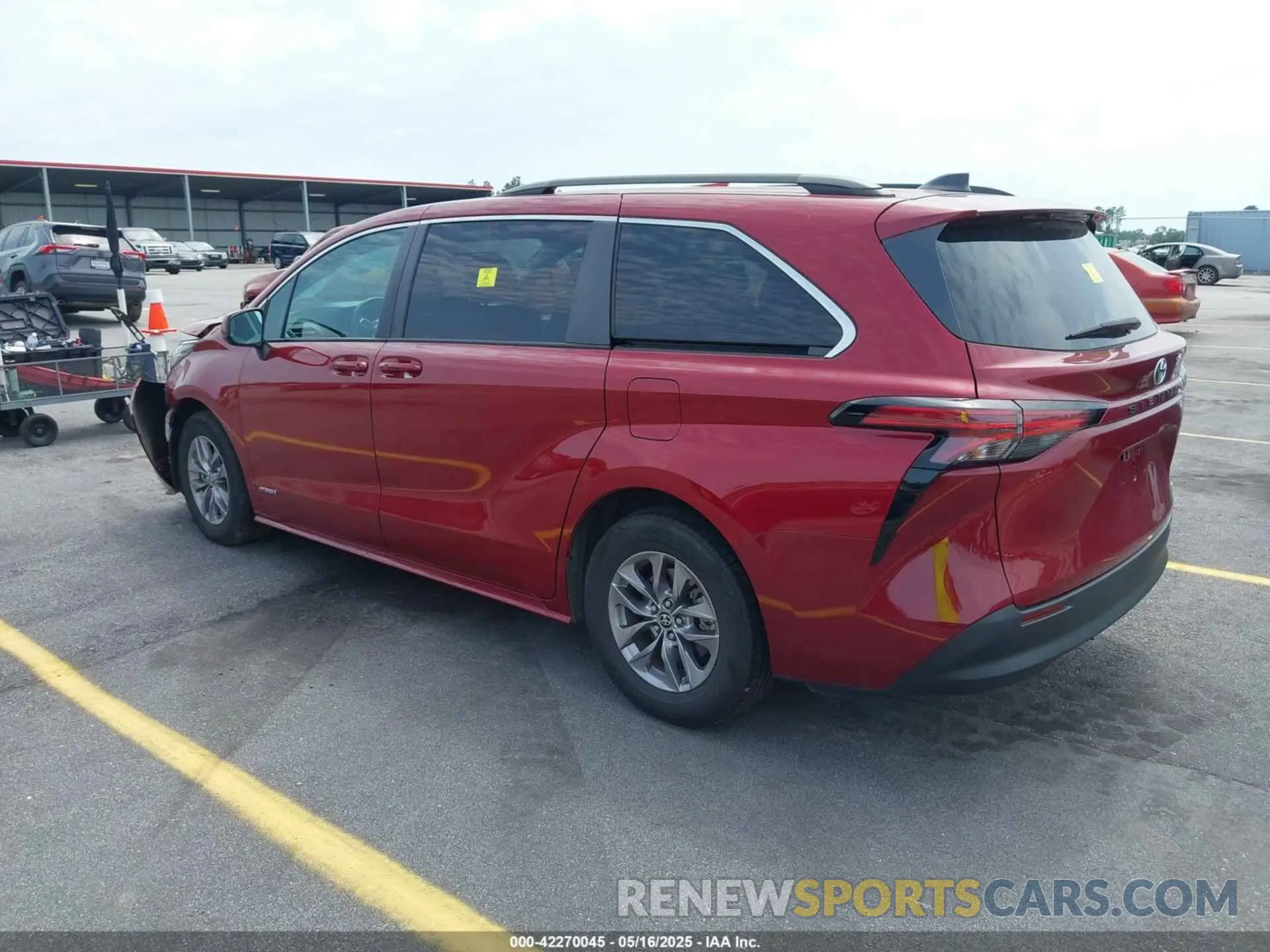 3 fotografías del automóvil dañado 5TDKRKEC6MS043676 TOYOTA SIENNA 2021