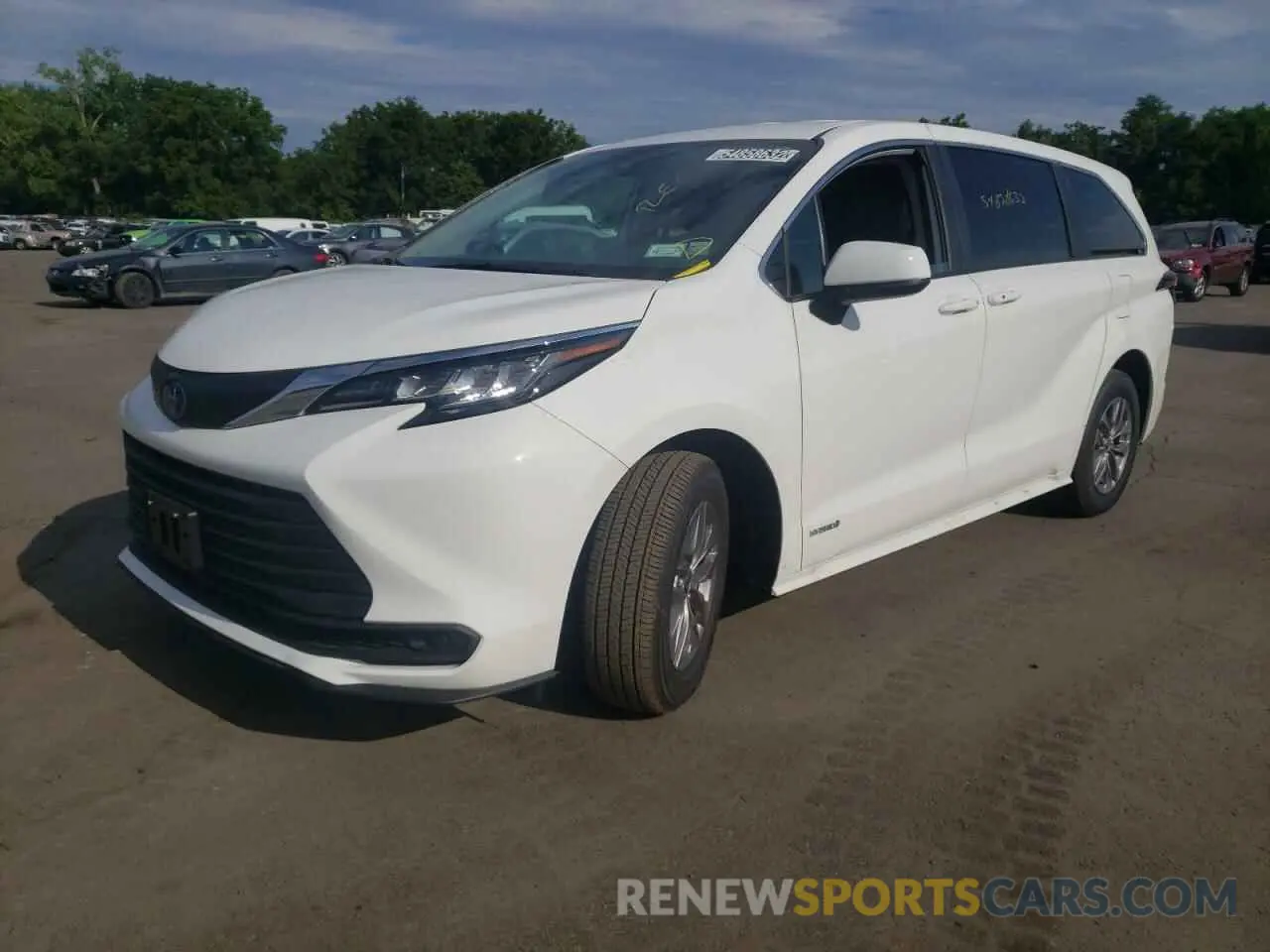 2 fotografías del automóvil dañado 5TDKRKEC6MS065872 TOYOTA SIENNA 2021