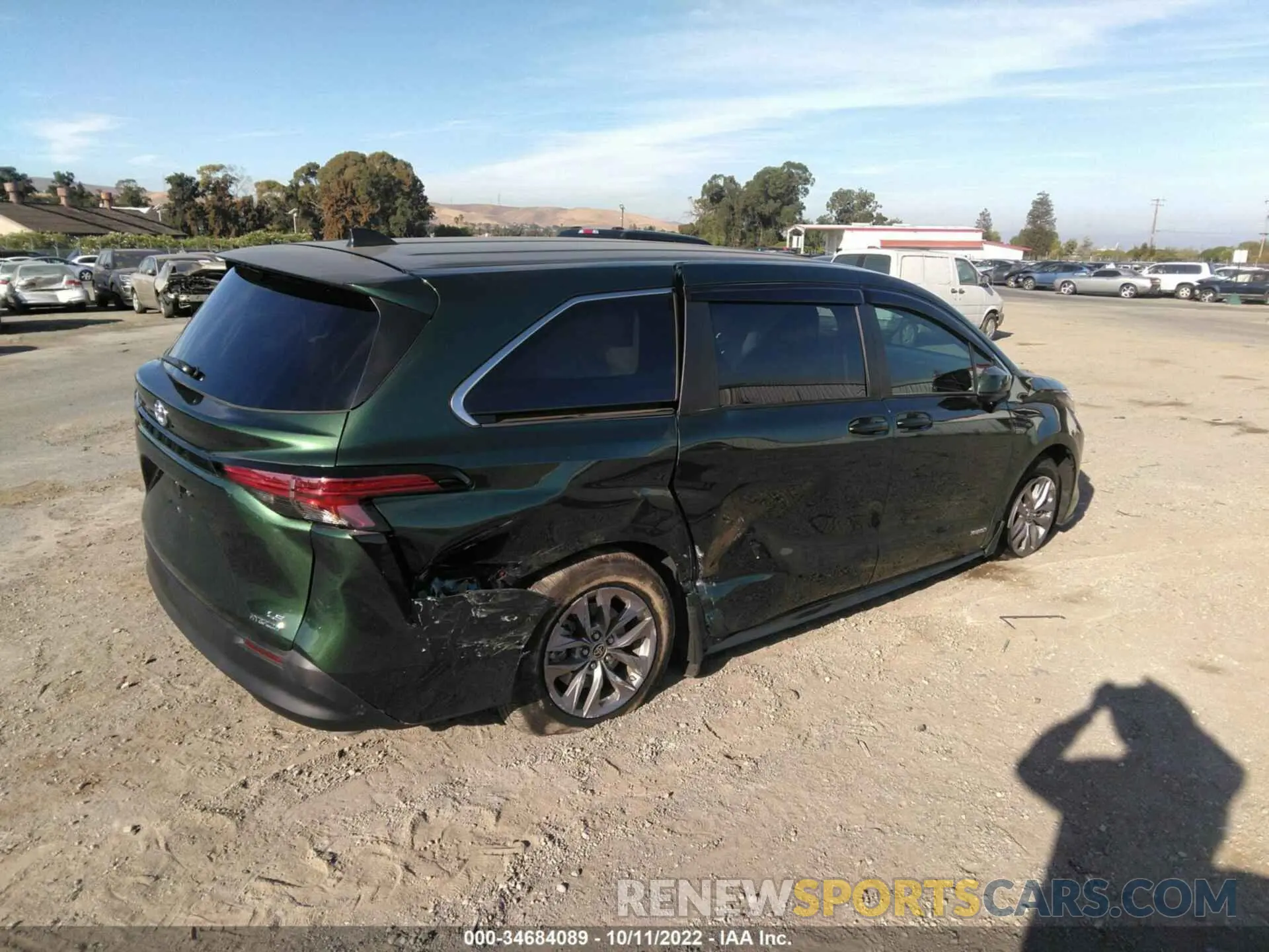 4 fotografías del automóvil dañado 5TDKRKEC6MS073230 TOYOTA SIENNA 2021