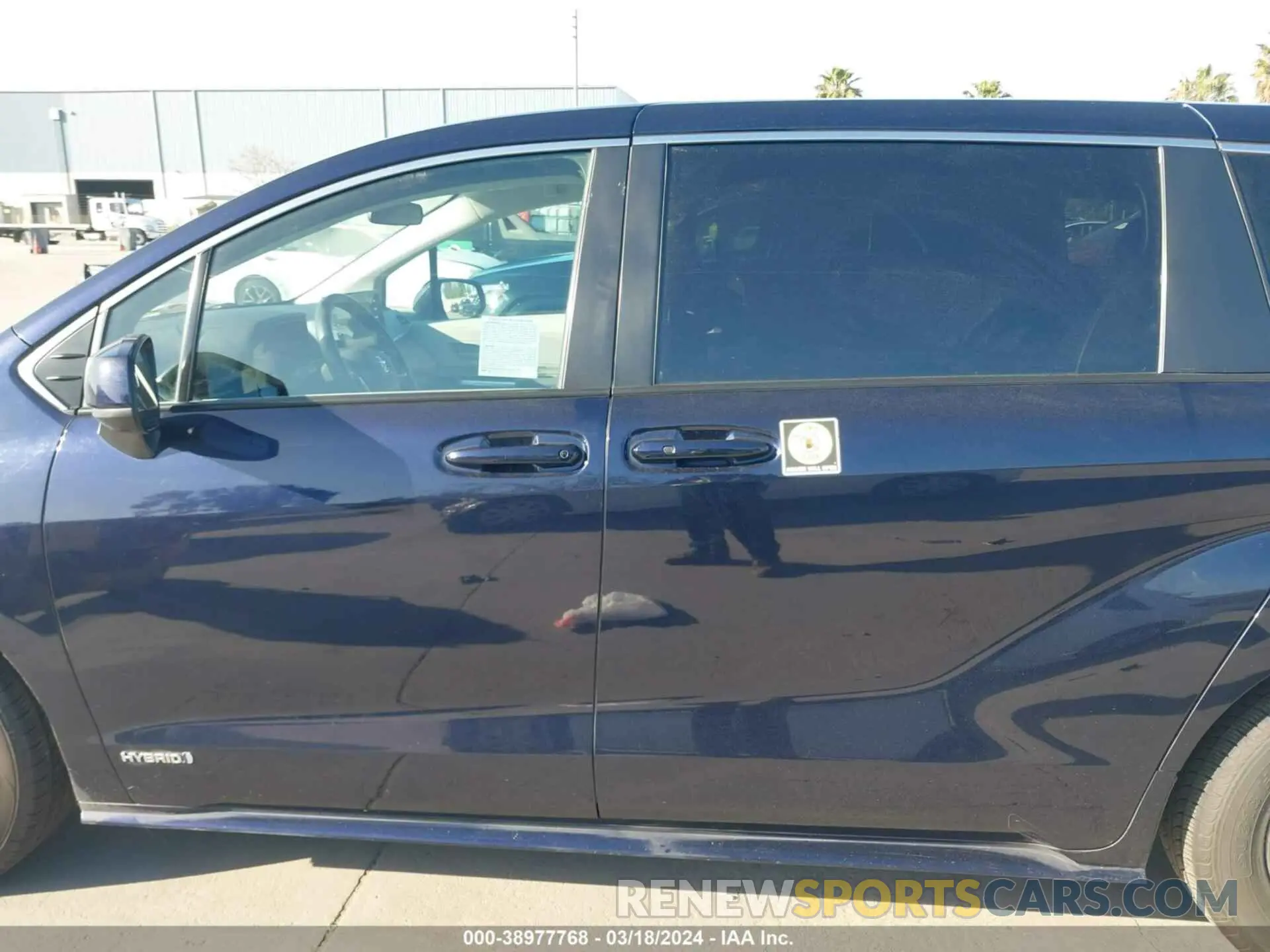 14 fotografías del automóvil dañado 5TDKRKEC7MS032654 TOYOTA SIENNA 2021