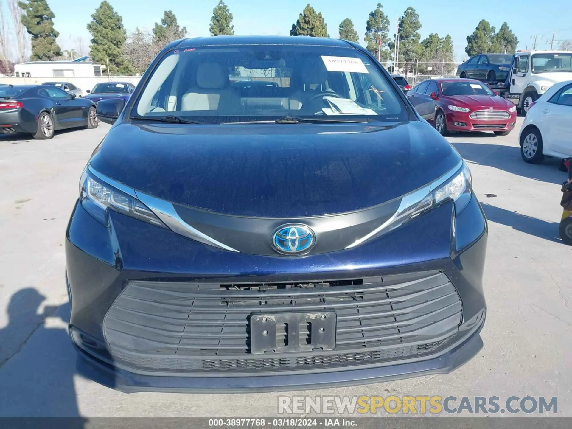 6 fotografías del automóvil dañado 5TDKRKEC7MS032654 TOYOTA SIENNA 2021