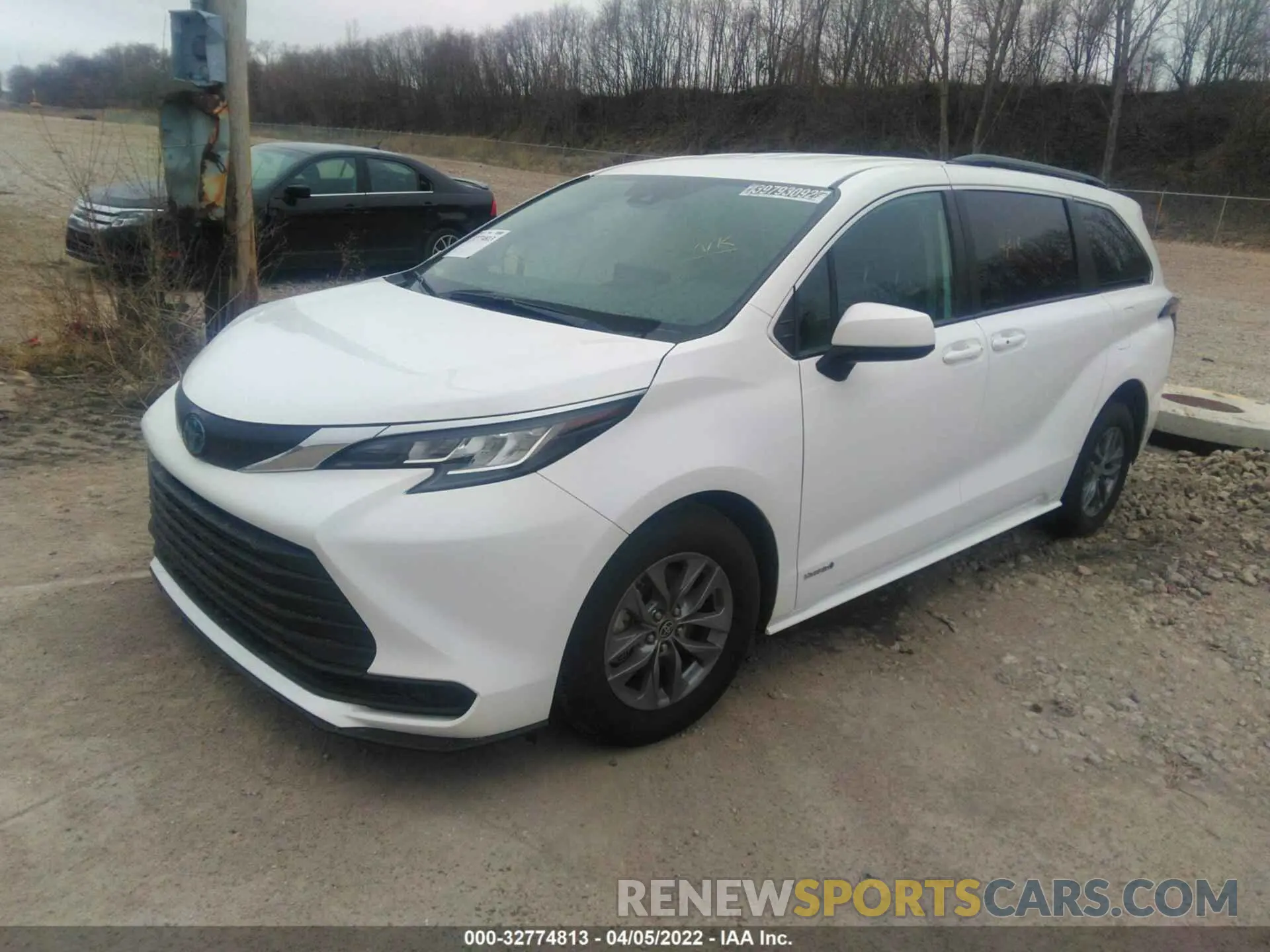 2 fotografías del automóvil dañado 5TDKRKEC8MS054405 TOYOTA SIENNA 2021