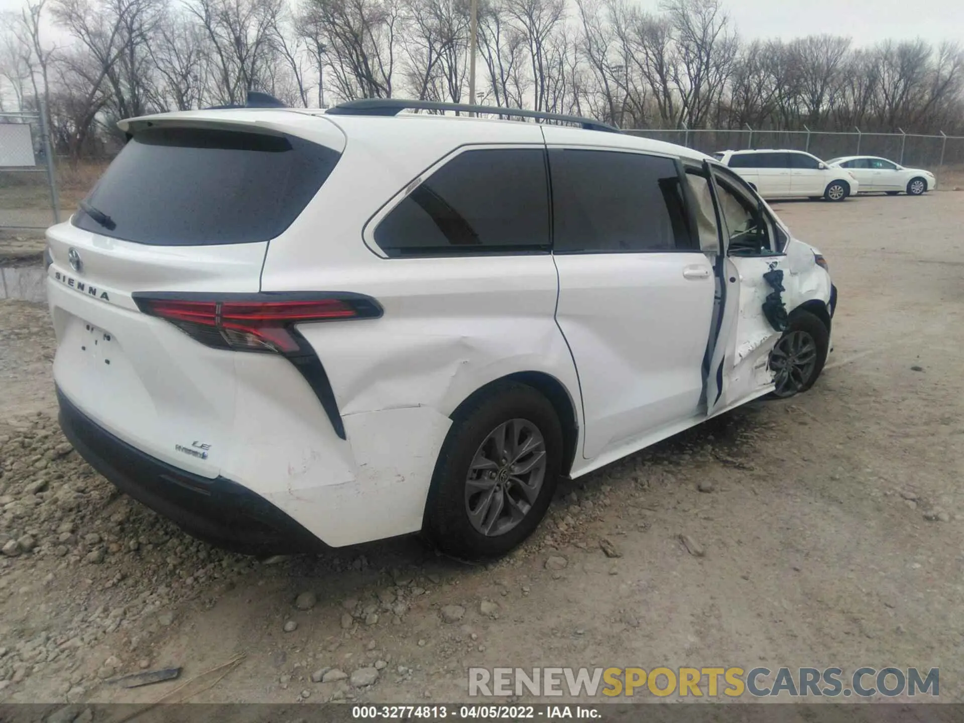 4 fotografías del automóvil dañado 5TDKRKEC8MS054405 TOYOTA SIENNA 2021