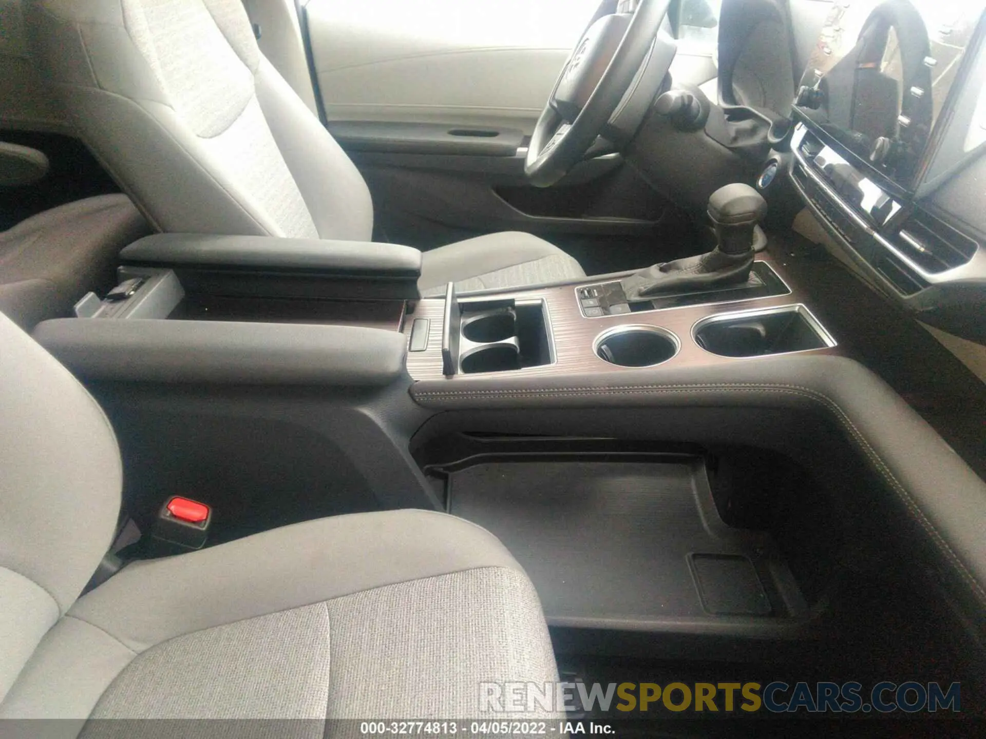 5 fotografías del automóvil dañado 5TDKRKEC8MS054405 TOYOTA SIENNA 2021