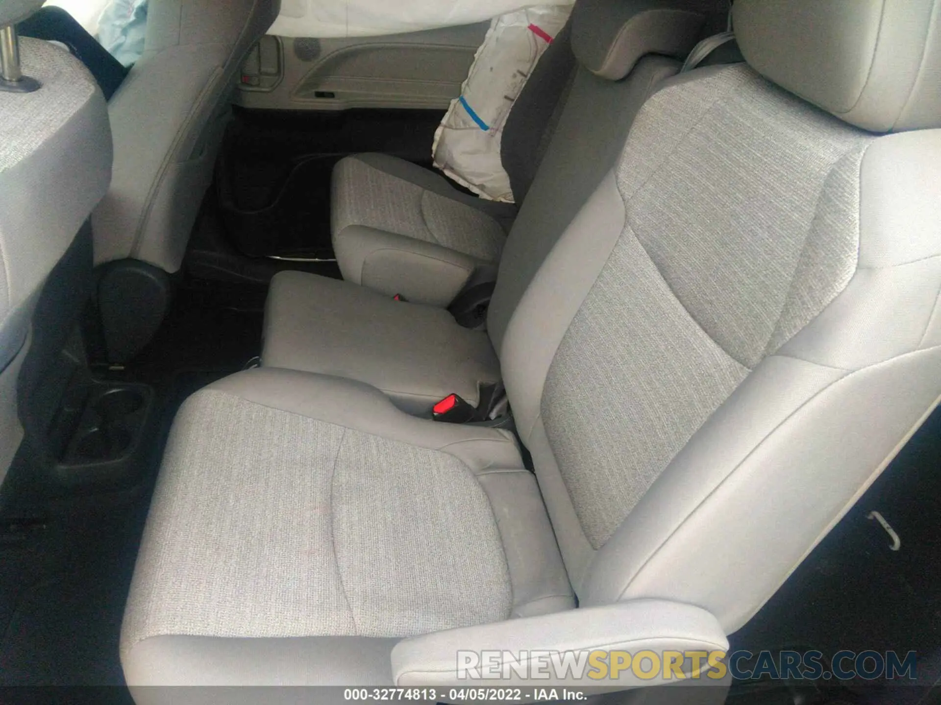 8 fotografías del automóvil dañado 5TDKRKEC8MS054405 TOYOTA SIENNA 2021