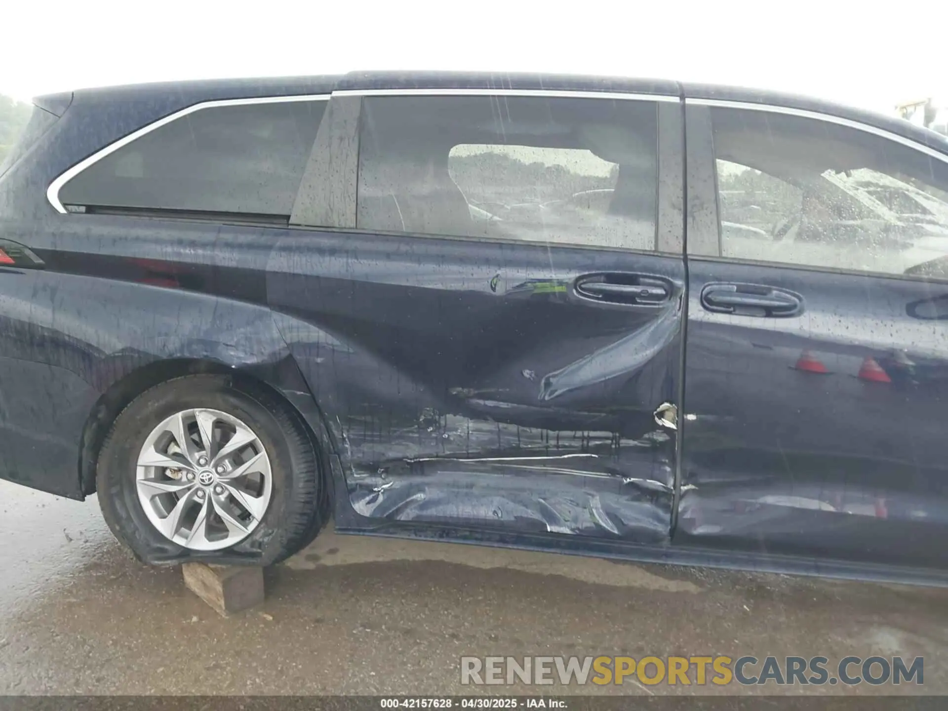6 fotografías del automóvil dañado 5TDKRKEC8MS066277 TOYOTA SIENNA 2021