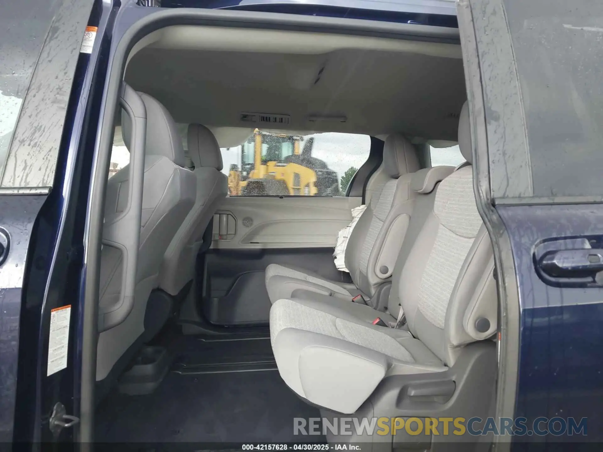 8 fotografías del automóvil dañado 5TDKRKEC8MS066277 TOYOTA SIENNA 2021