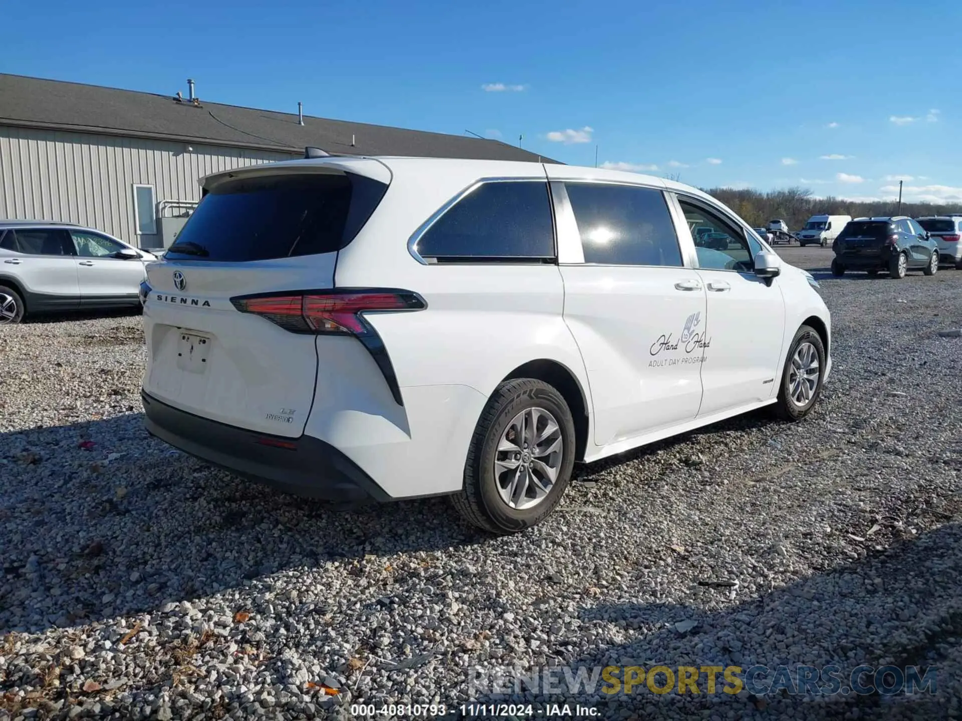 4 fotografías del automóvil dañado 5TDKRKECXMS056107 TOYOTA SIENNA 2021