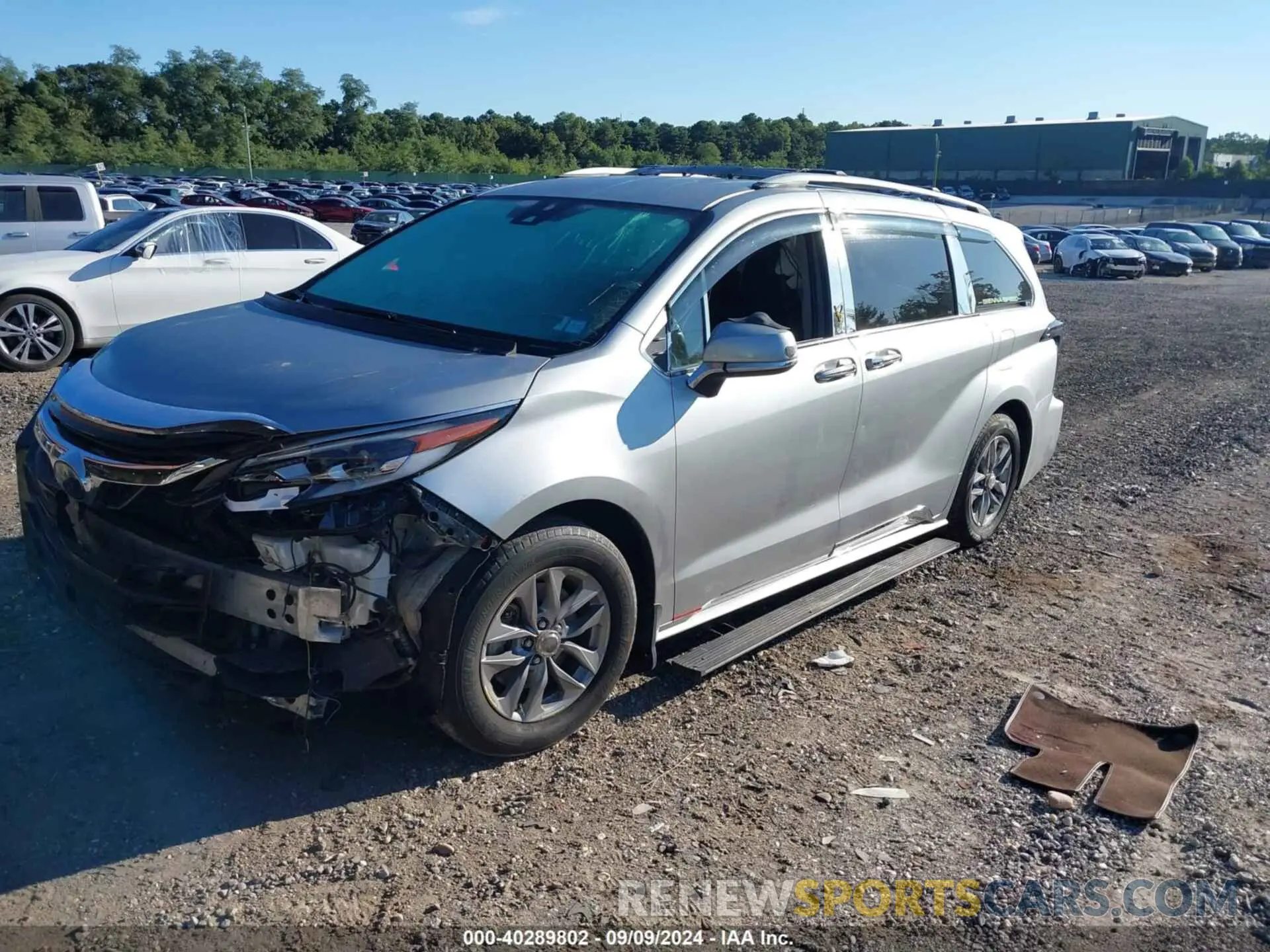 2 fotografías del automóvil dañado 5TDKSKFCXMS002535 TOYOTA SIENNA 2021