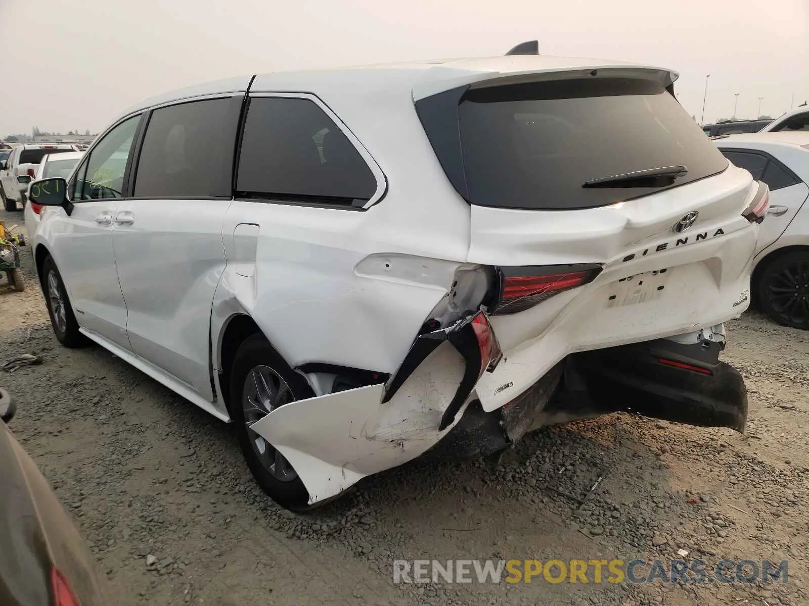3 fotografías del automóvil dañado 5TDKSKFCXMS003720 TOYOTA SIENNA 2021