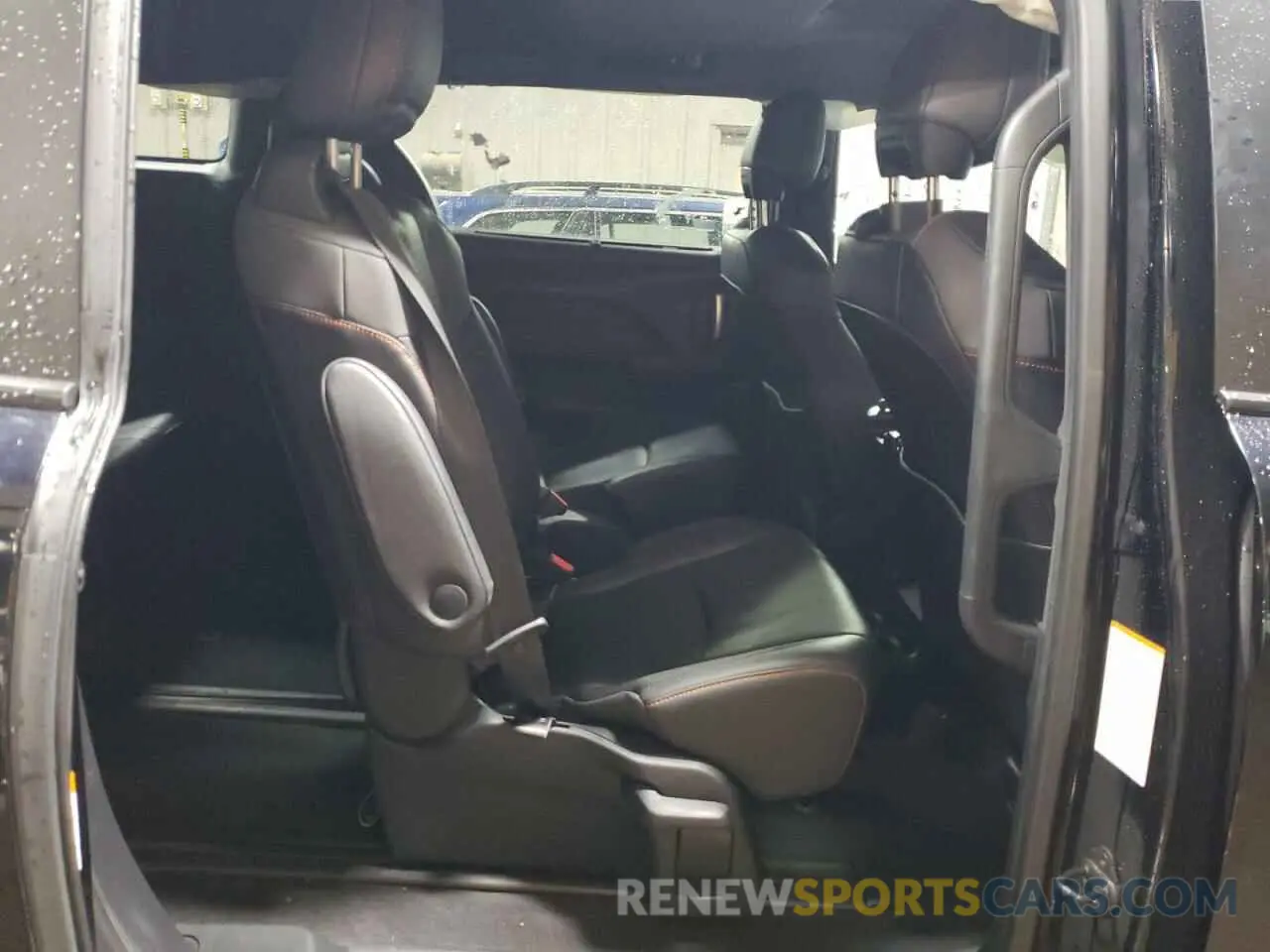 11 fotografías del automóvil dañado 5TDXRKEC0MS056624 TOYOTA SIENNA 2021