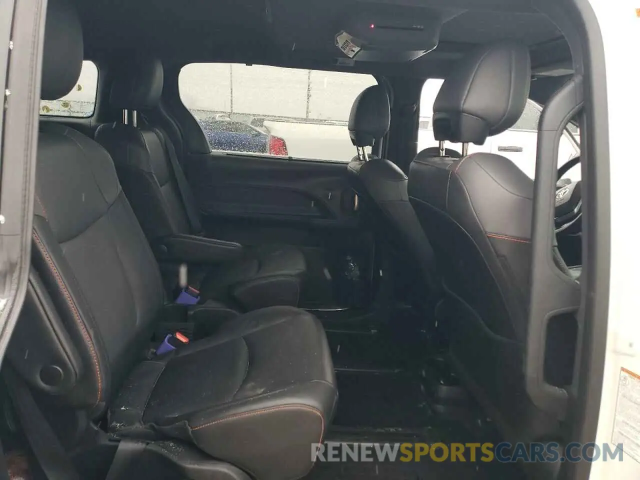 11 fotografías del automóvil dañado 5TDXRKEC3MS003612 TOYOTA SIENNA 2021