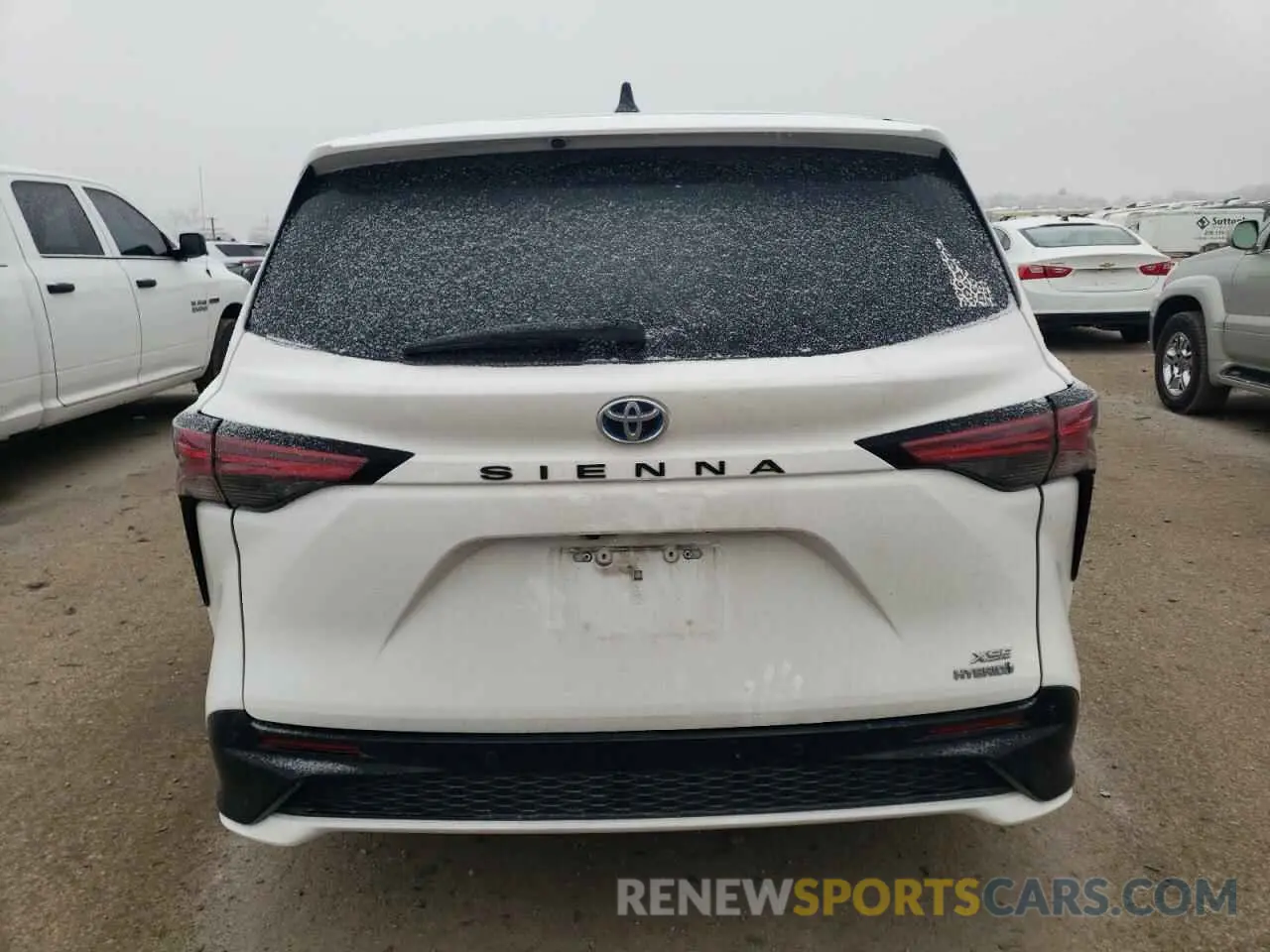 6 fotografías del automóvil dañado 5TDXRKEC3MS003612 TOYOTA SIENNA 2021