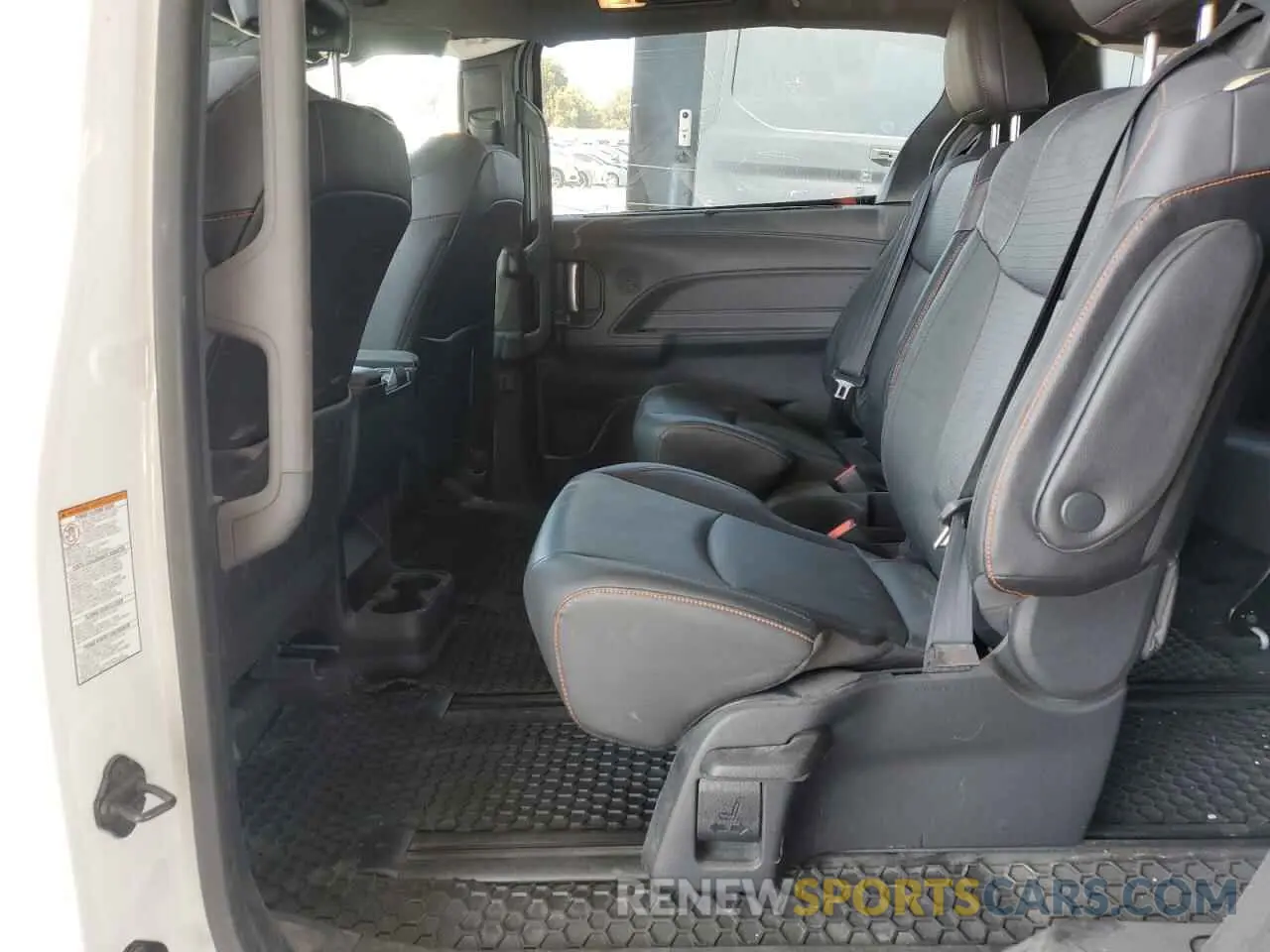 11 fotografías del automóvil dañado 5TDXRKEC3MS005215 TOYOTA SIENNA 2021