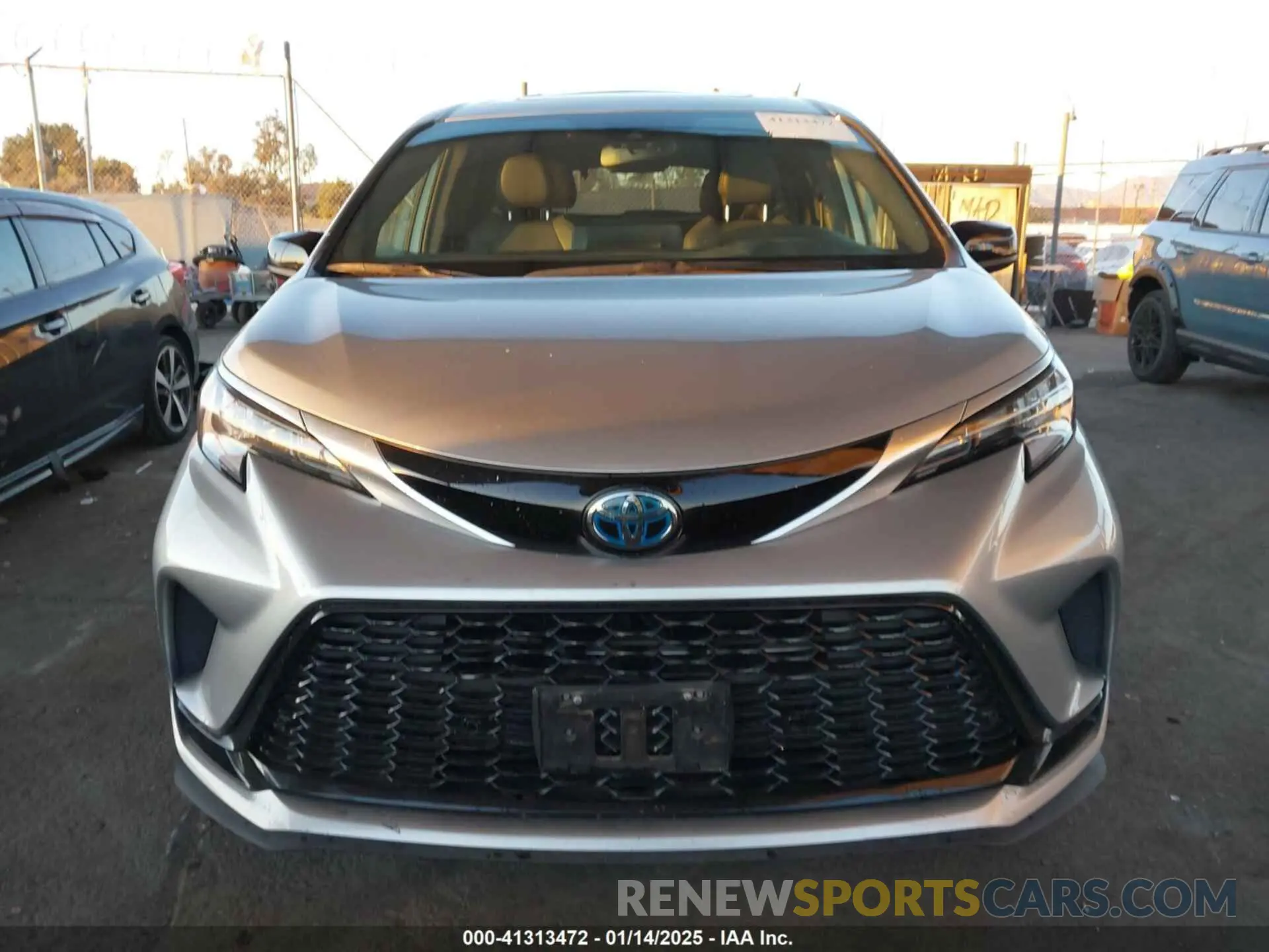 12 fotografías del automóvil dañado 5TDXRKEC6MS055252 TOYOTA SIENNA 2021