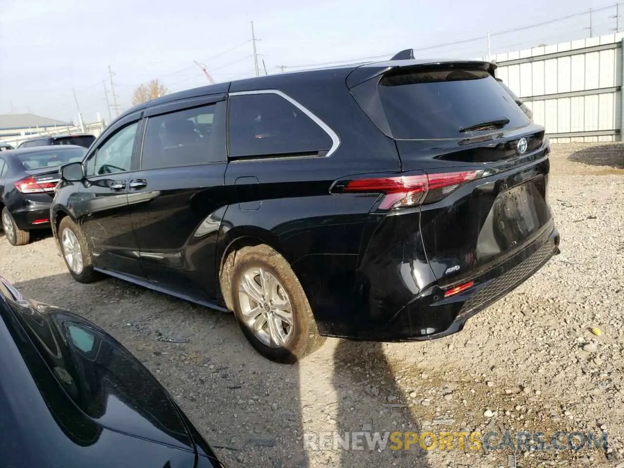 2 fotografías del automóvil dañado 5TDXSKFC9MS029604 TOYOTA SIENNA 2021
