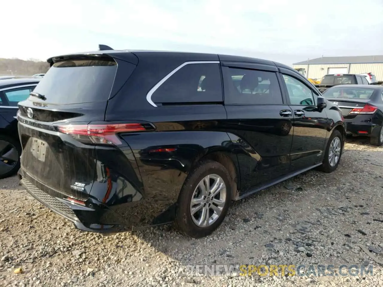 3 fotografías del automóvil dañado 5TDXSKFC9MS029604 TOYOTA SIENNA 2021