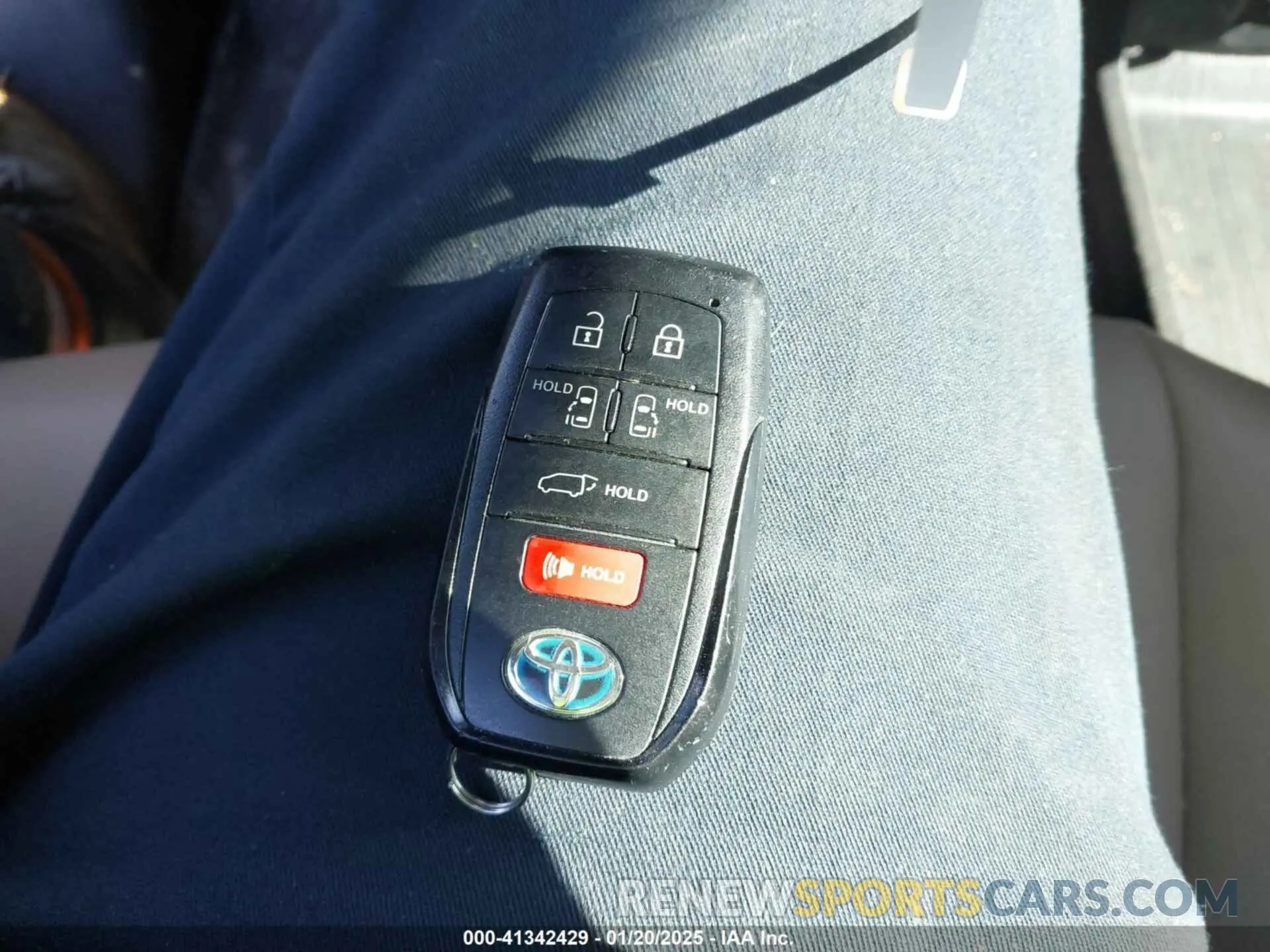 11 fotografías del automóvil dañado 5TDYRKEC0MS040377 TOYOTA SIENNA 2021
