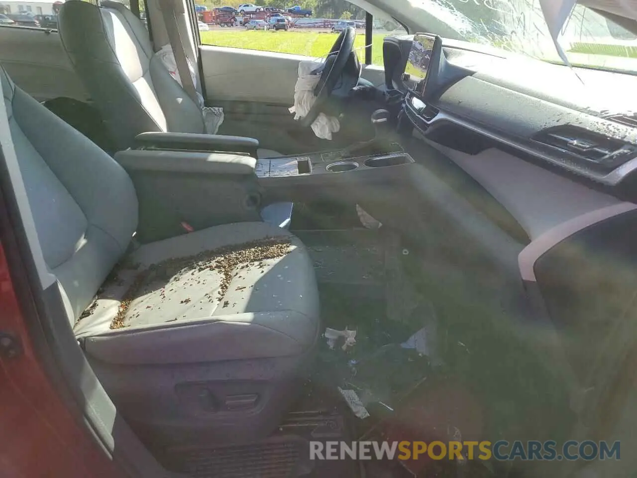 5 fotografías del automóvil dañado 5TDYRKEC0MS068860 TOYOTA SIENNA 2021