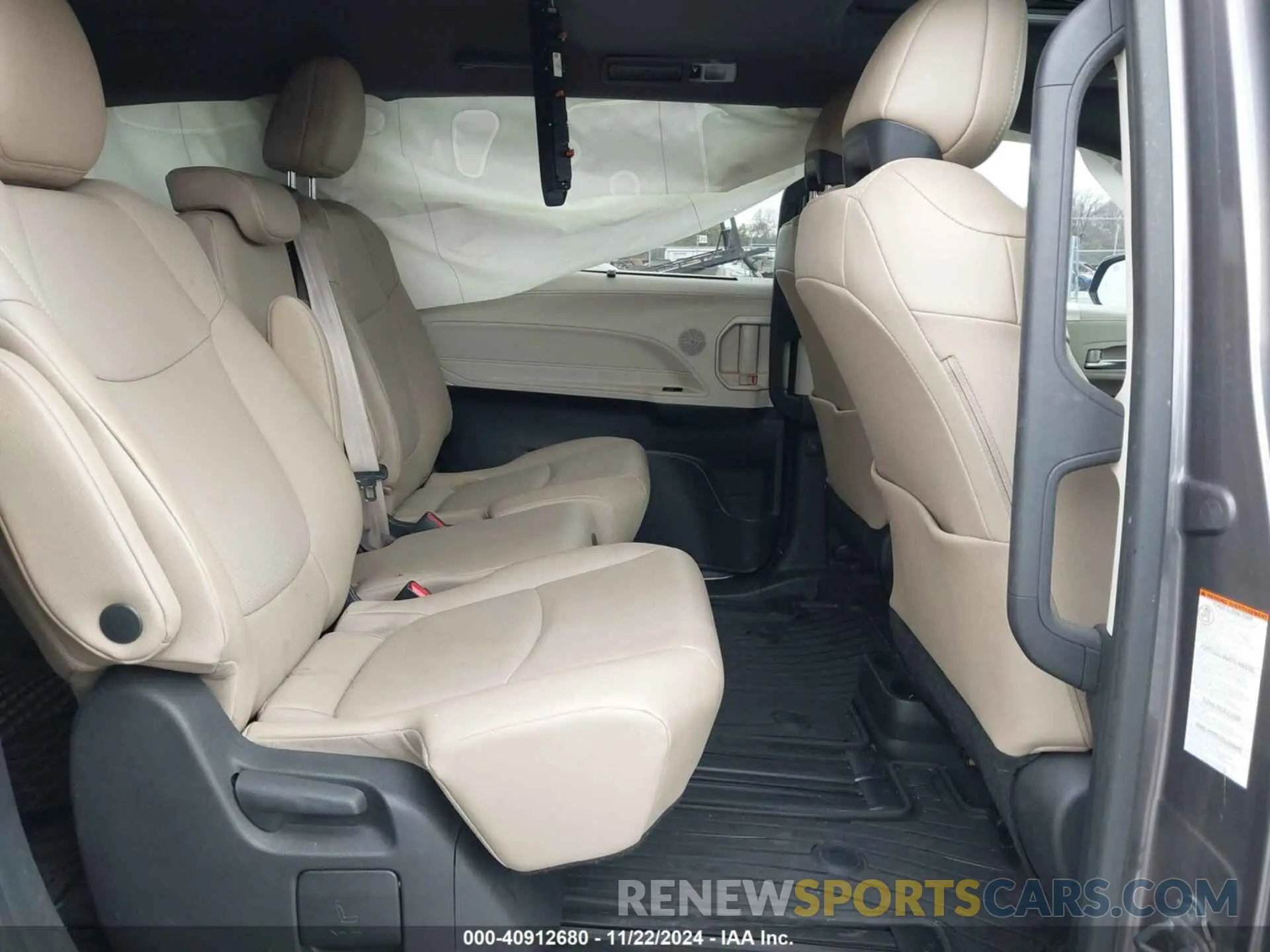 8 fotografías del automóvil dañado 5TDYRKEC1MS008618 TOYOTA SIENNA 2021