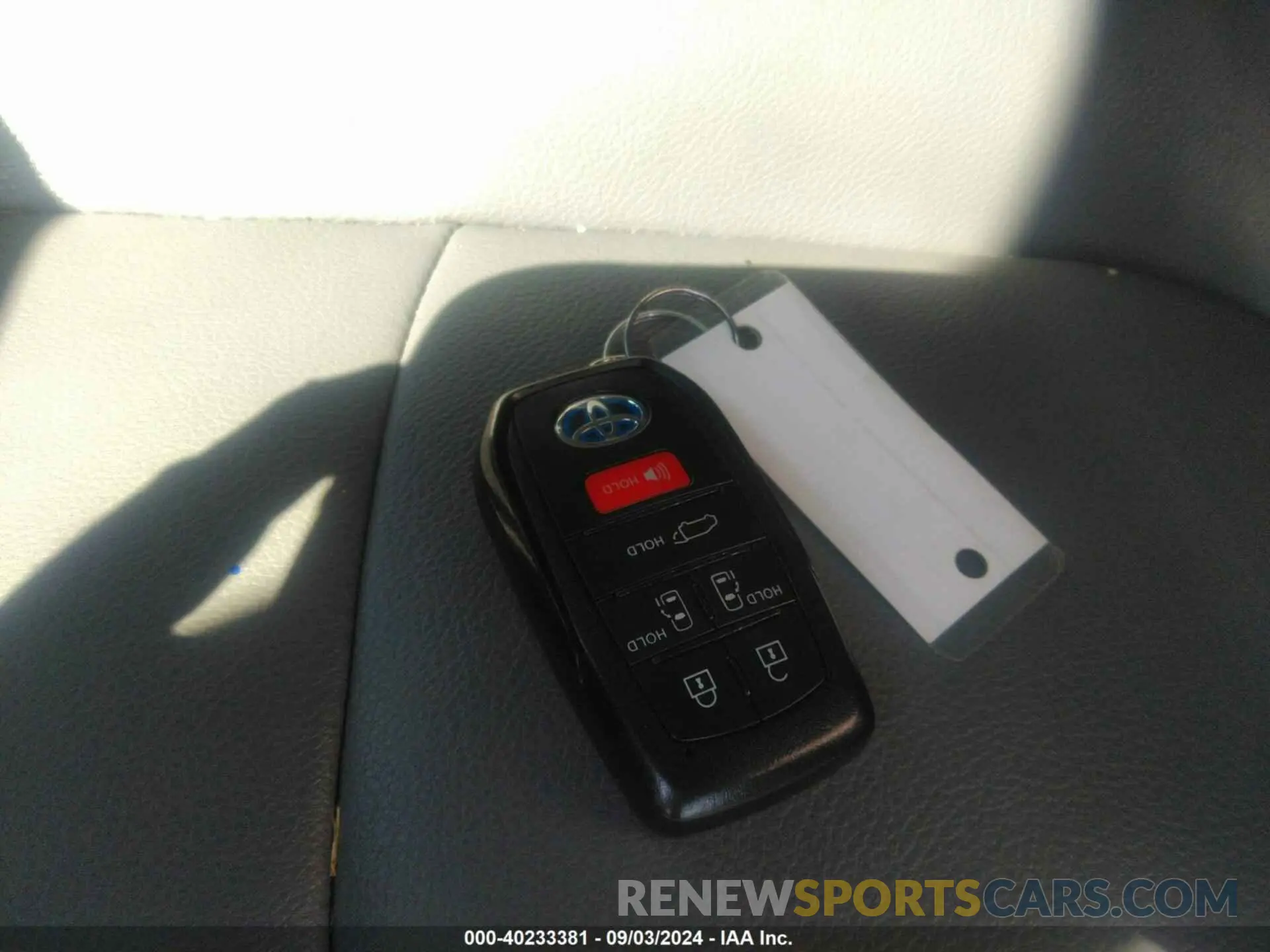 11 fotografías del automóvil dañado 5TDYRKEC1MS061223 TOYOTA SIENNA 2021