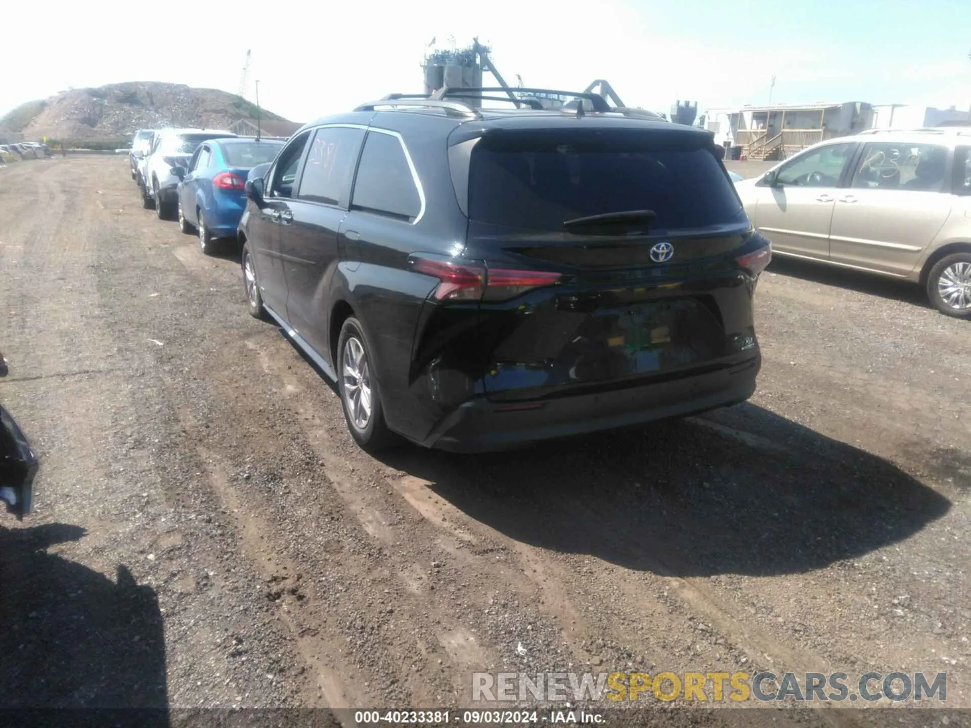 3 fotografías del automóvil dañado 5TDYRKEC1MS061223 TOYOTA SIENNA 2021