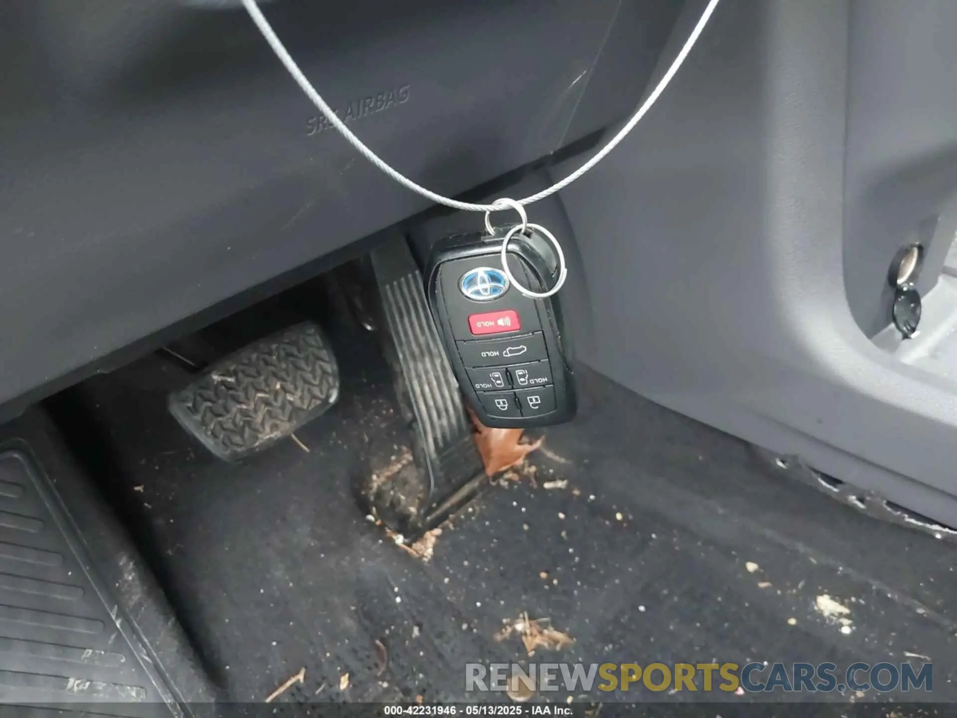11 fotografías del automóvil dañado 5TDYRKEC2MS017781 TOYOTA SIENNA 2021